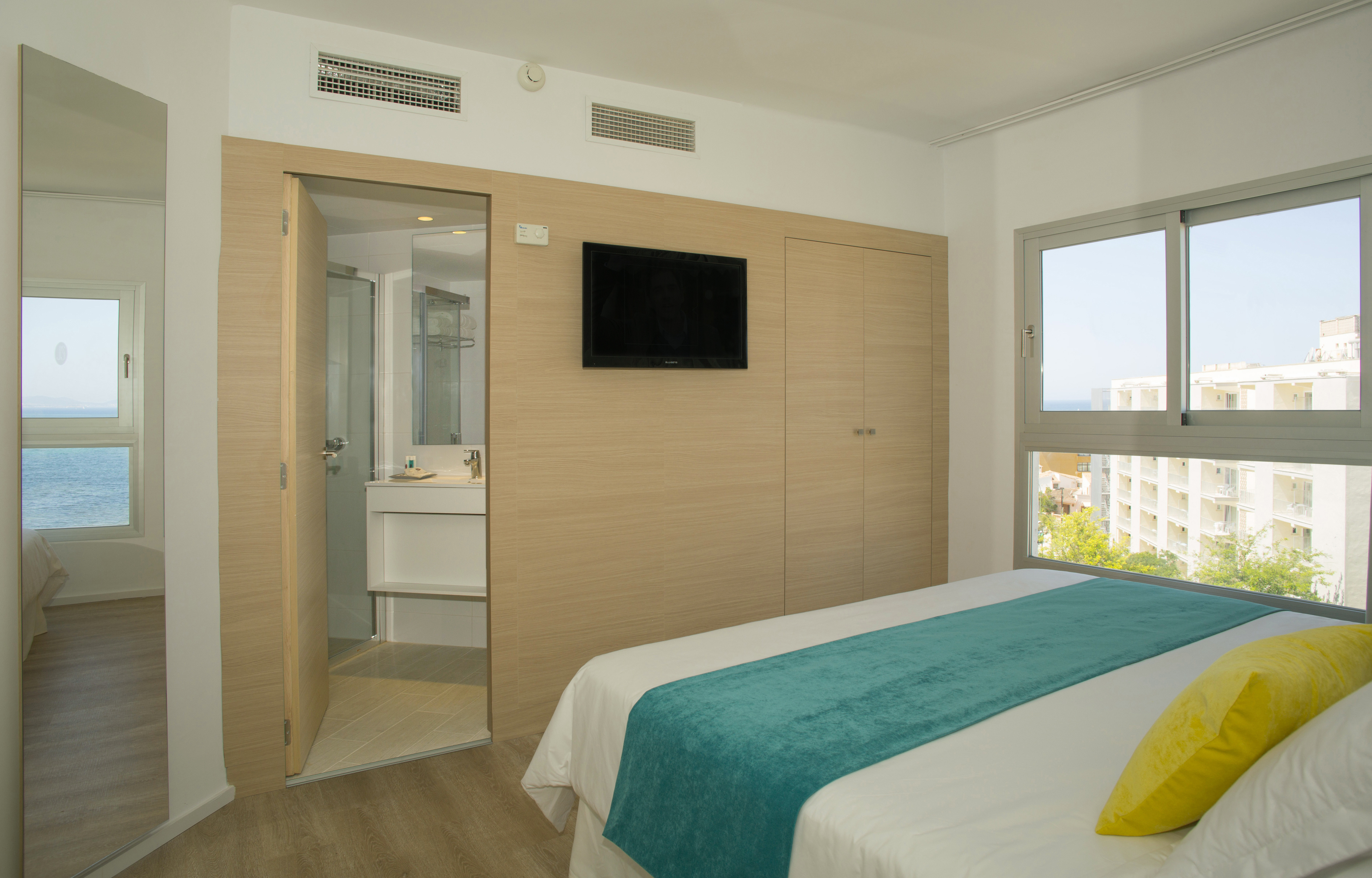 Junior Suite with Balcony