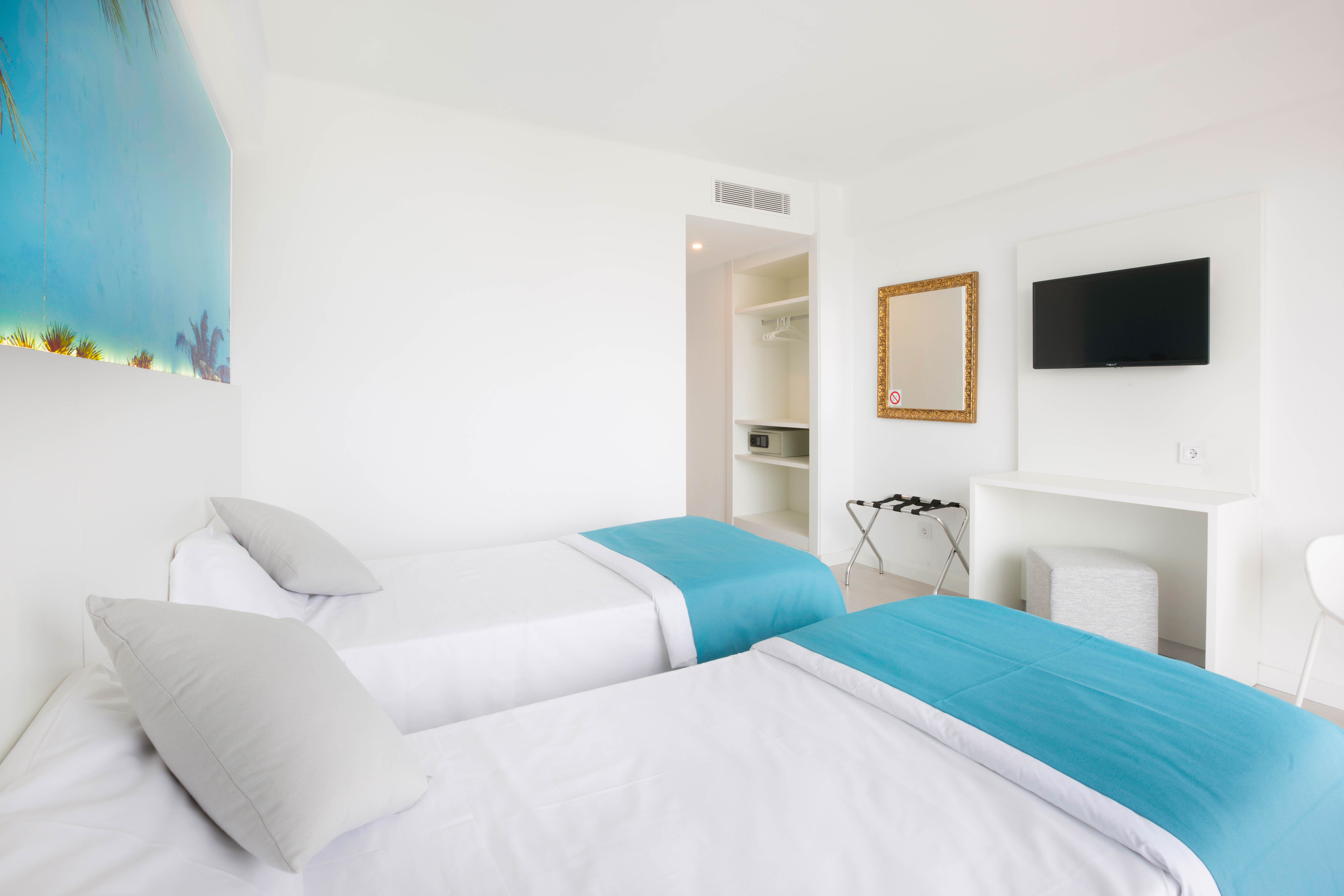 Double or Twin Sea View