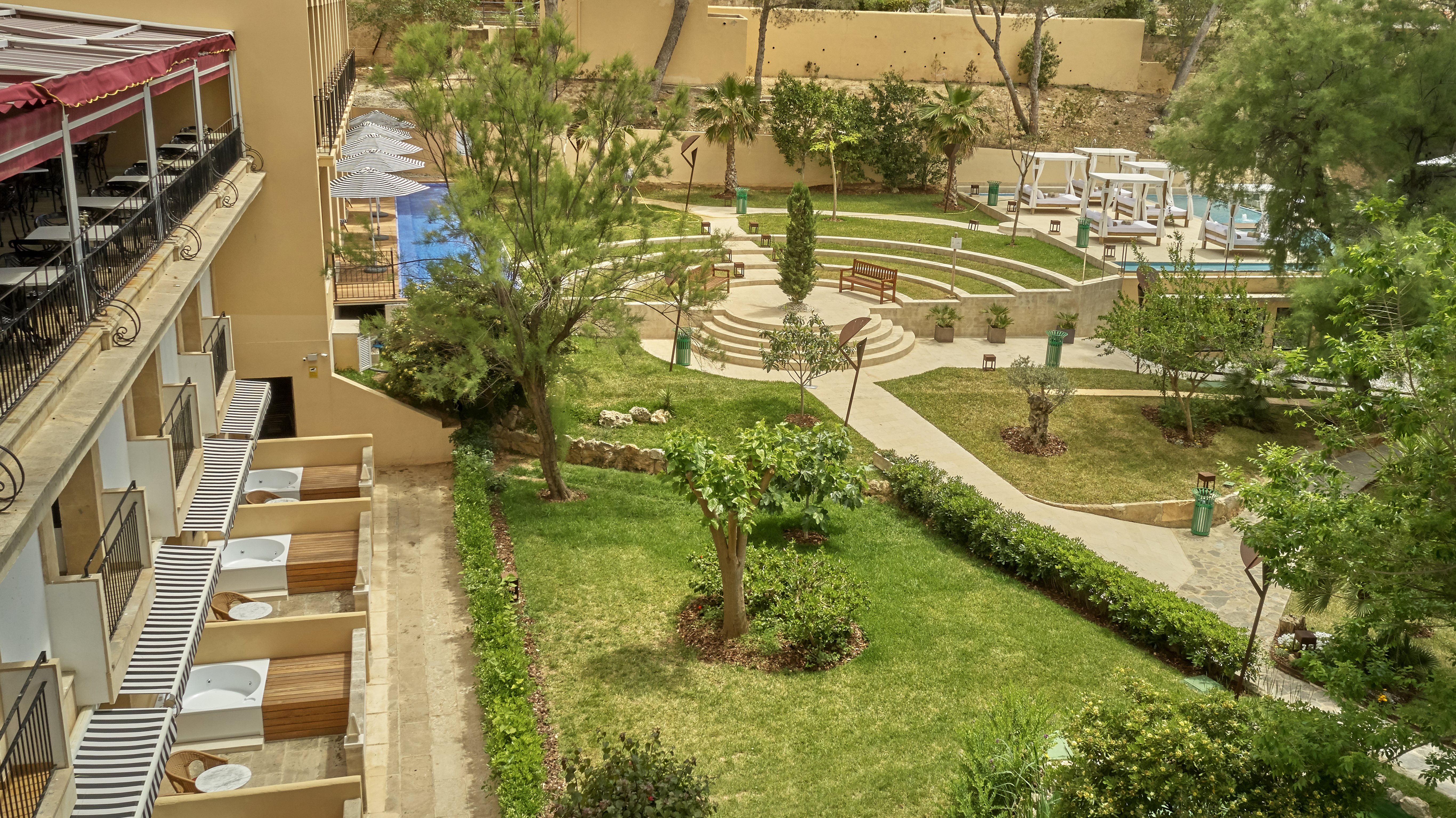 Double or Twin Deluxe Garden View