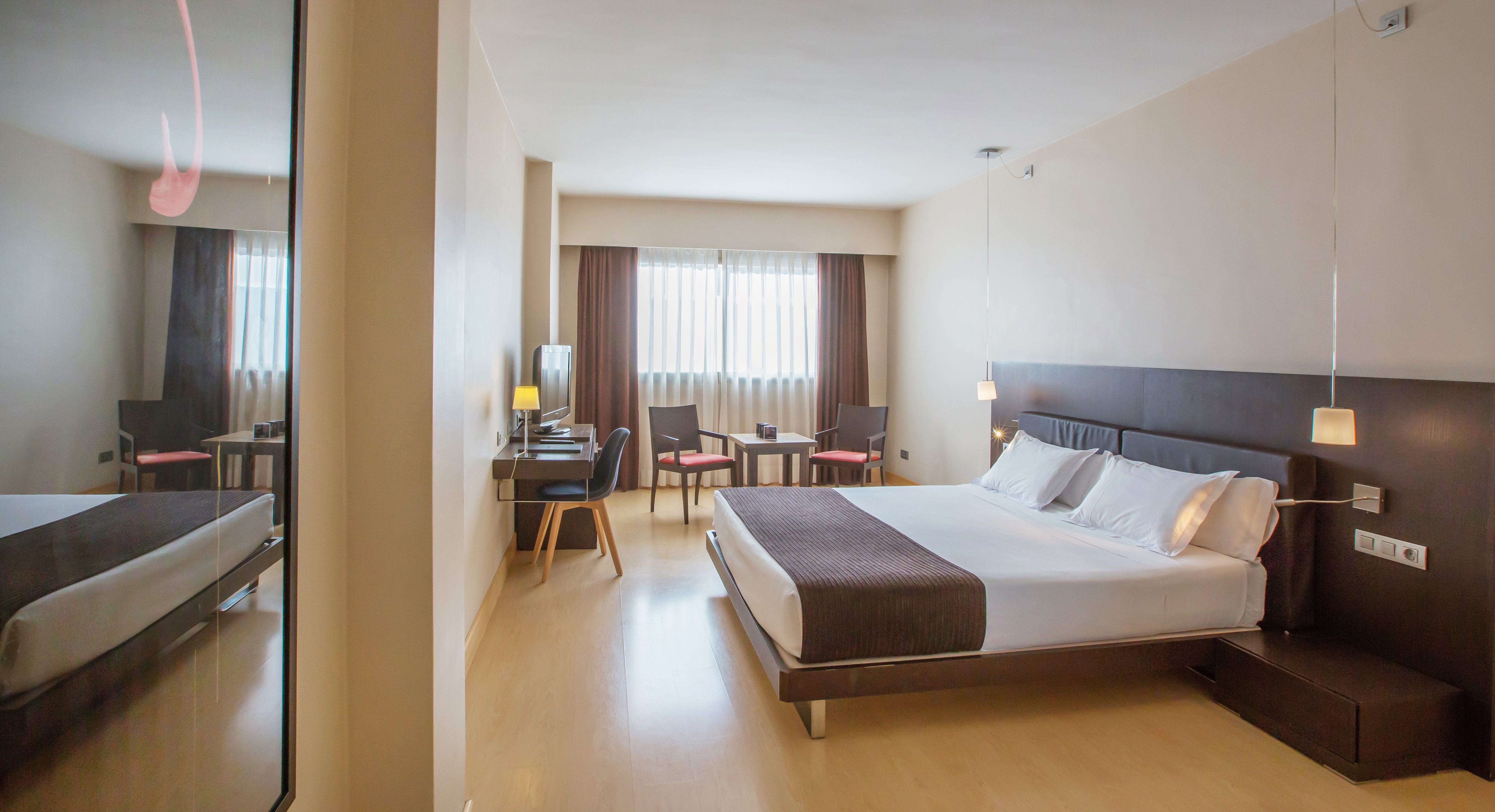 Double or Twin Standard