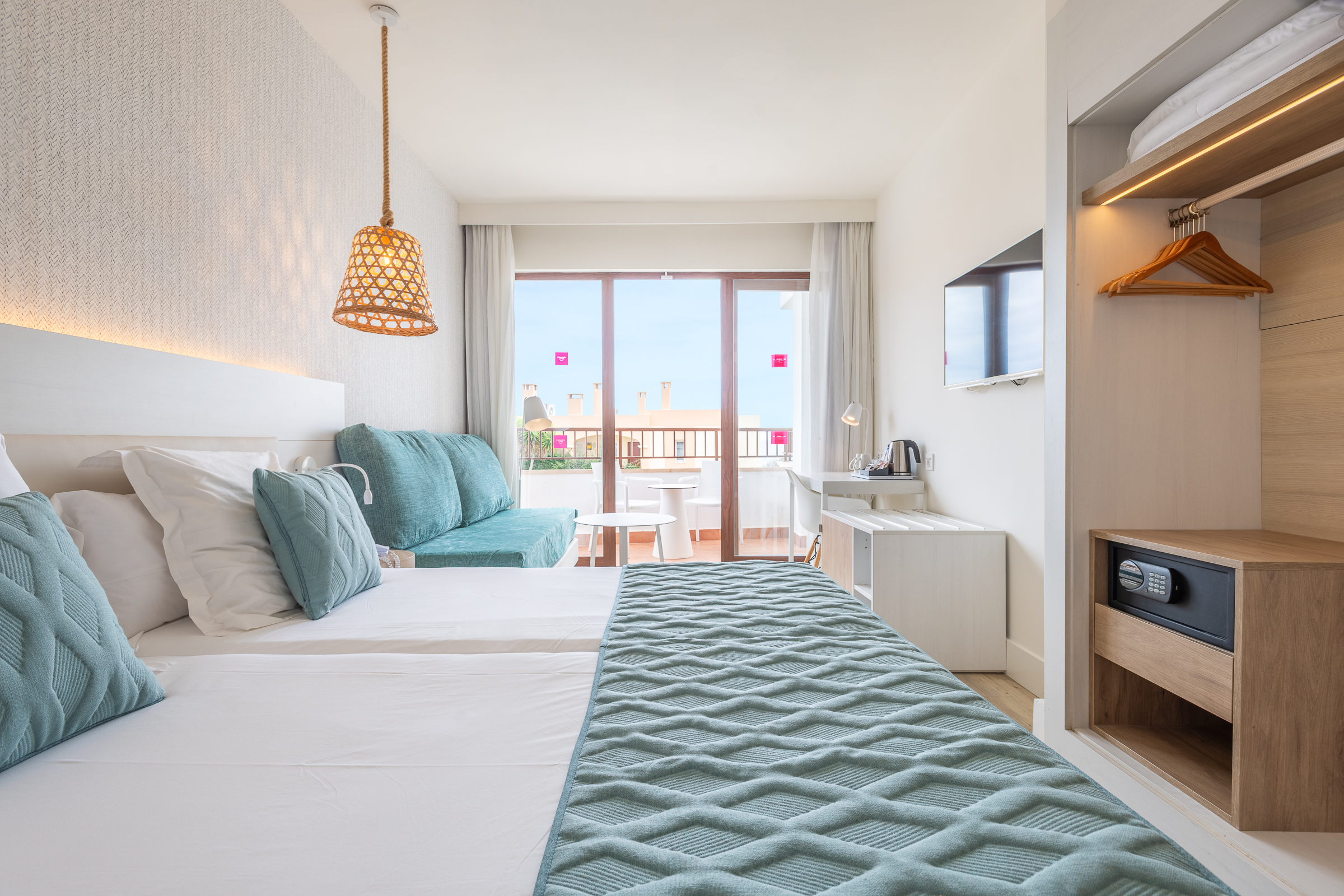 Double Partial Sea View