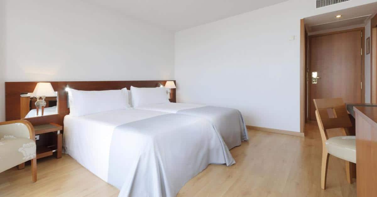 Double or Twin Standard