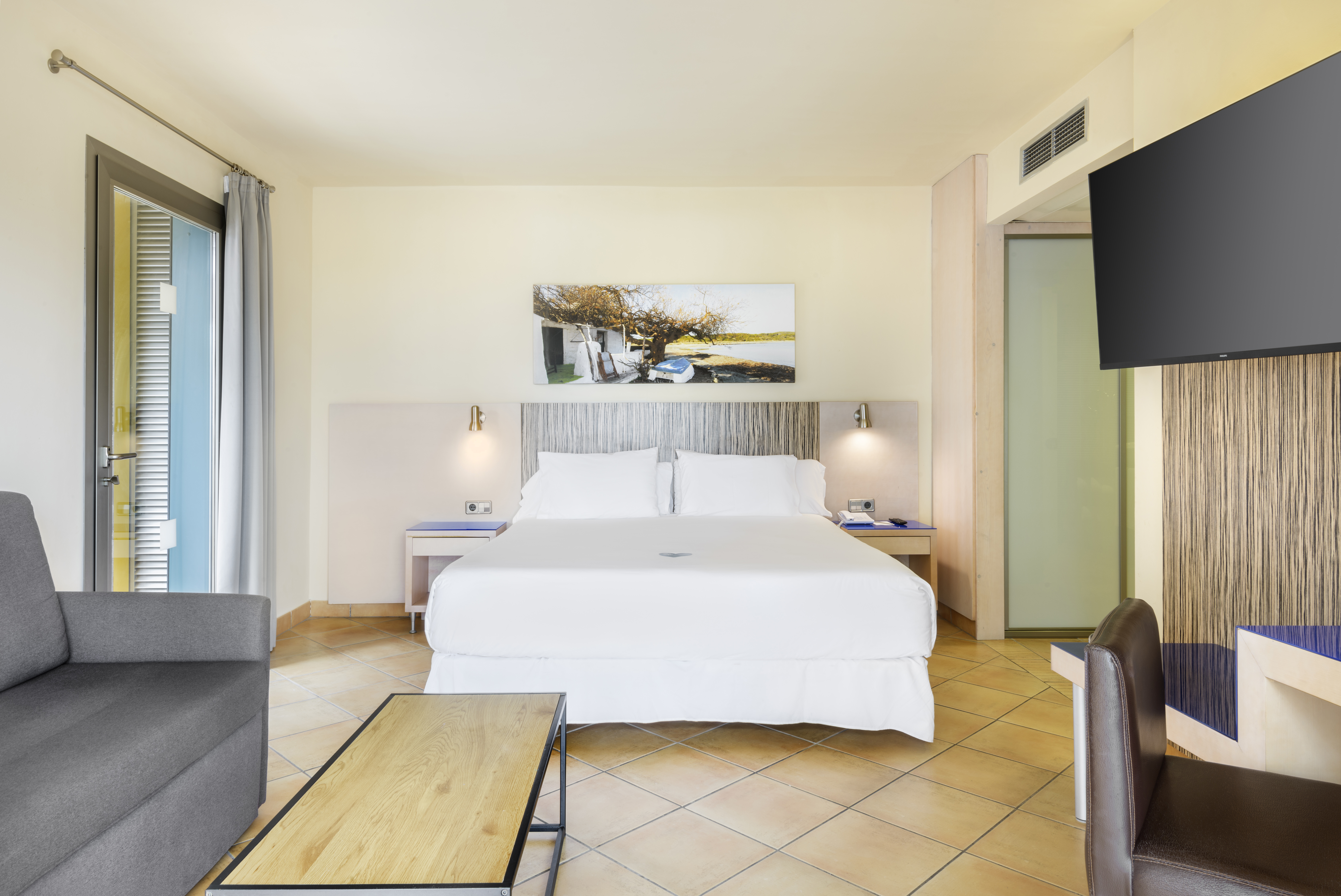 Double or Twin Deluxe