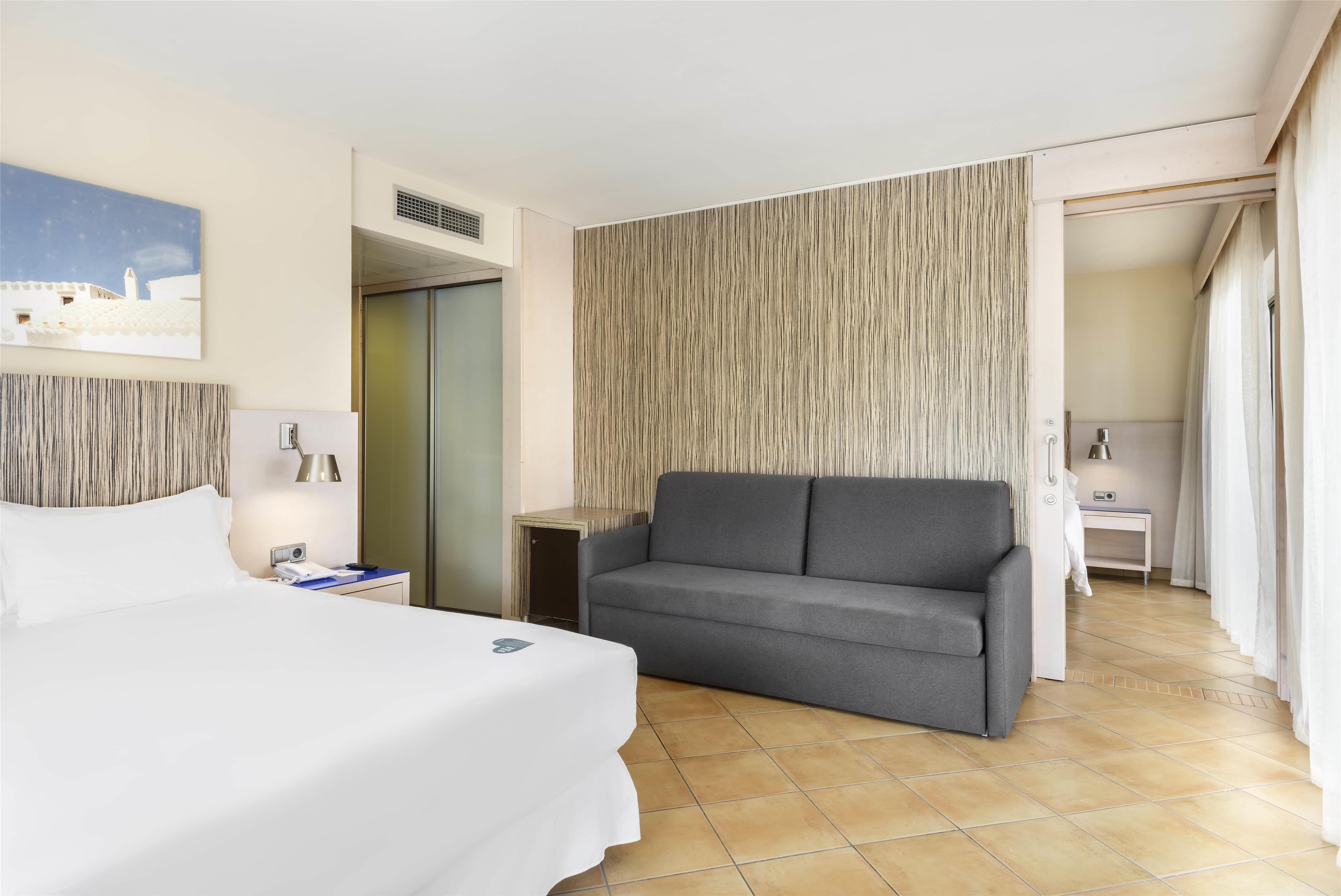 Family Room Standard