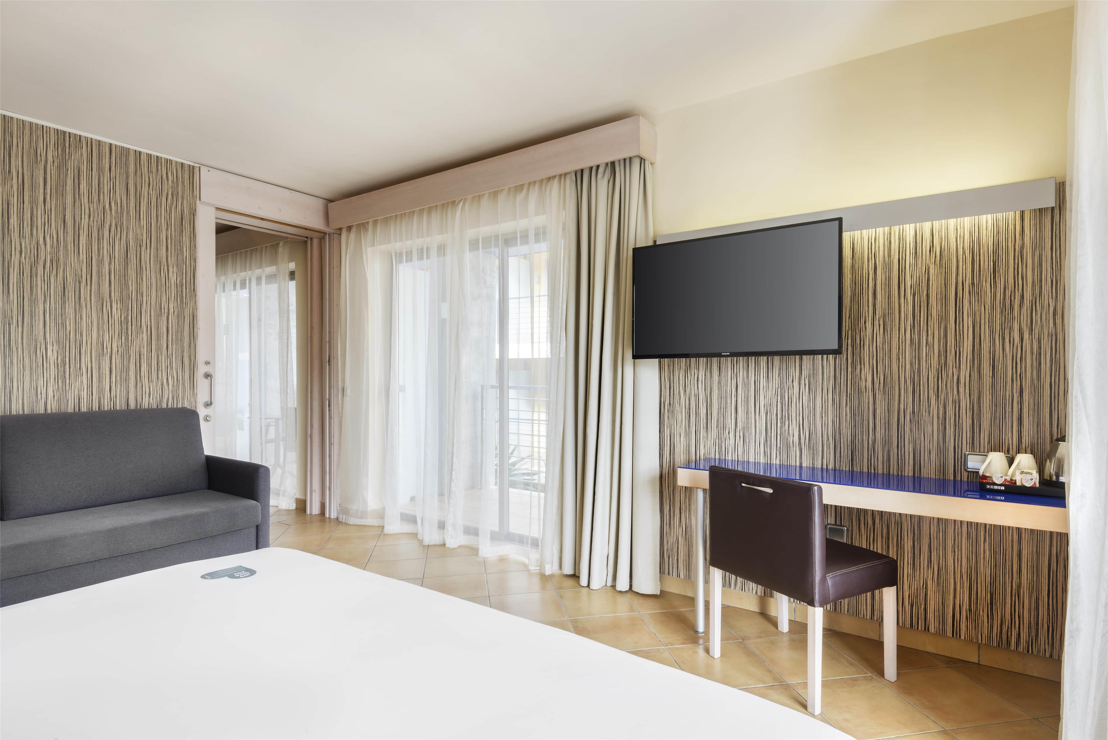 Family Room Standard