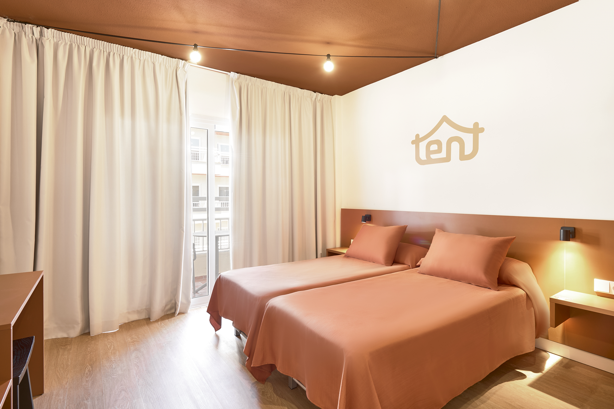 Double or Twin Capacity 2