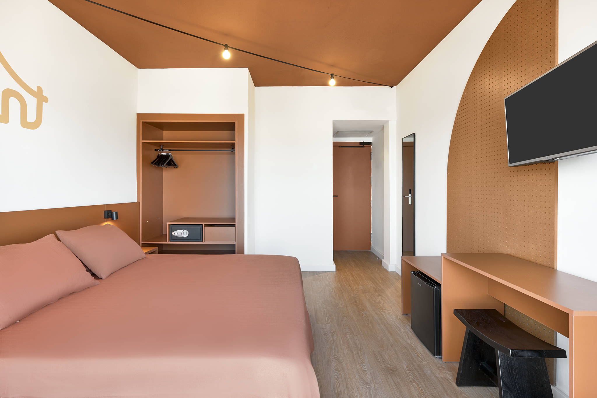 Double or Twin Capacity 2