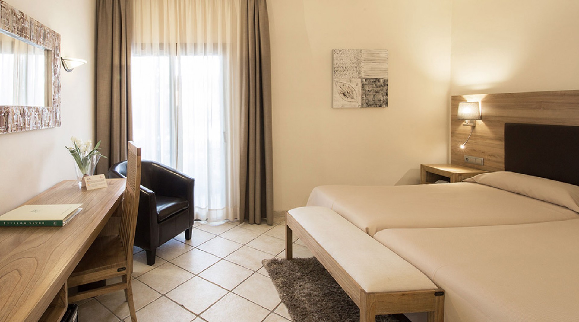 Double or Twin Standard