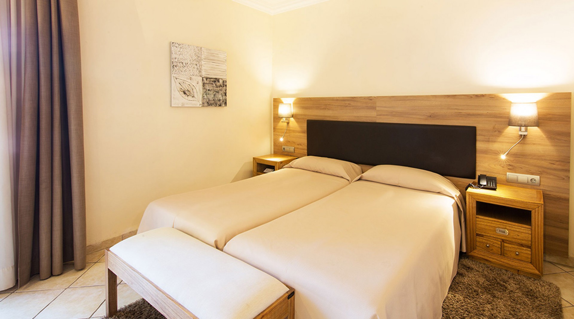 Double or Twin Standard