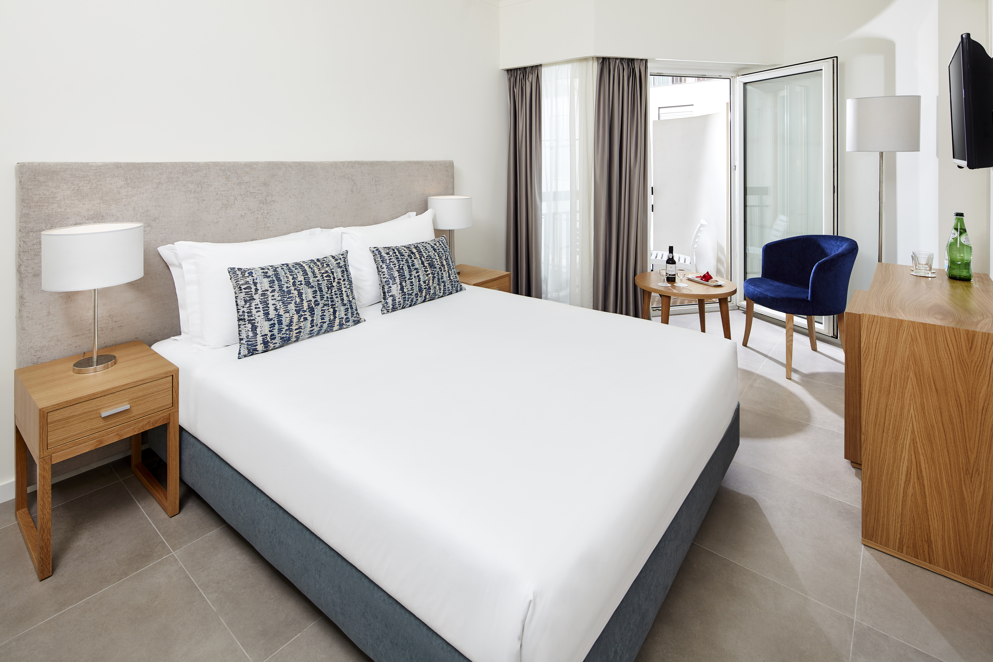 Family Room Capacity 3