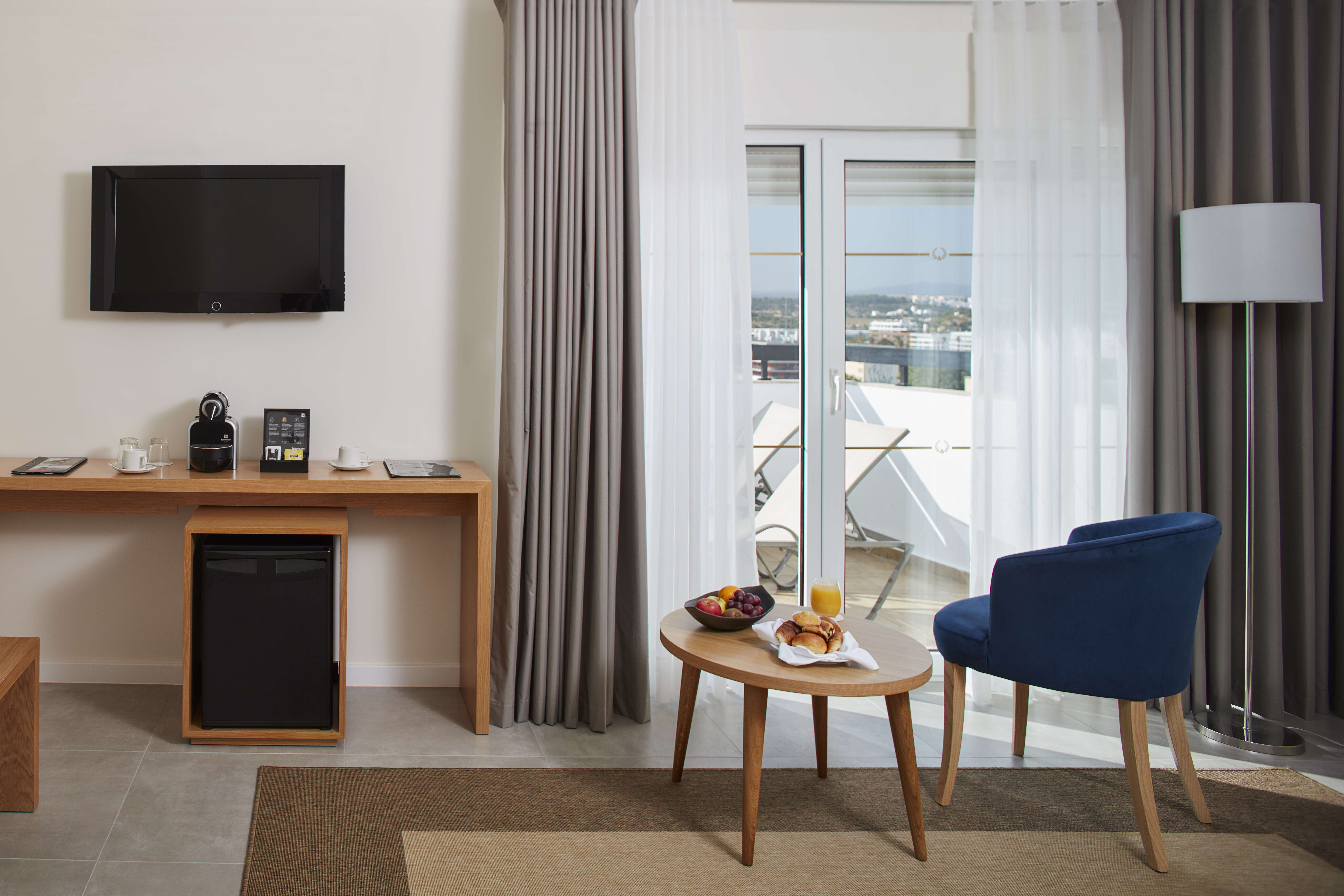 Double Superior Pool View