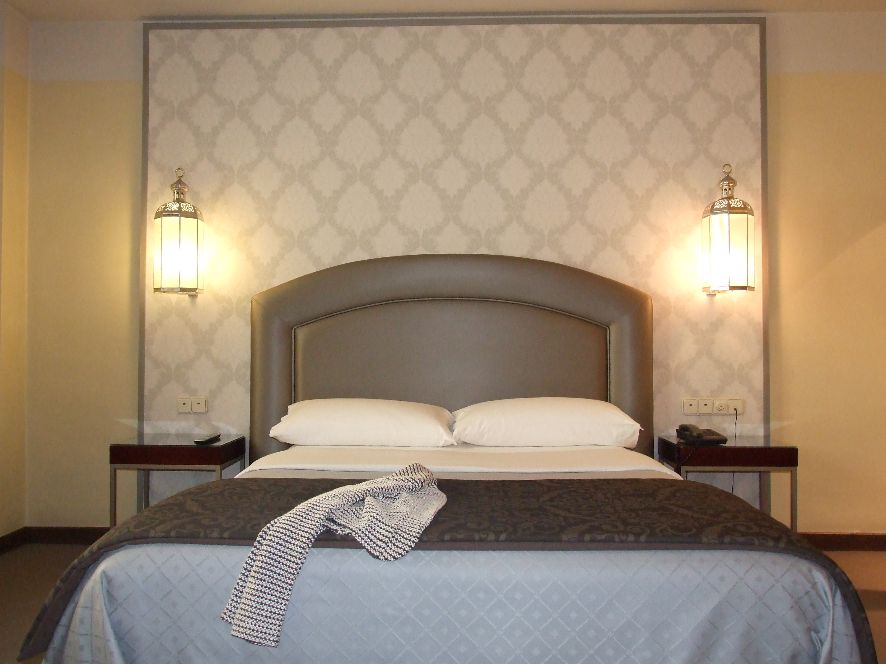 Double or Twin Standard