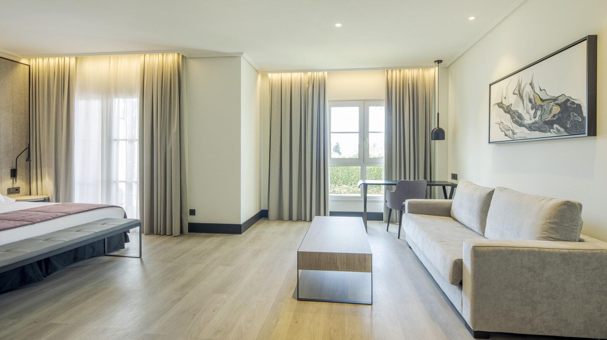 Suite Premium Queen Bed