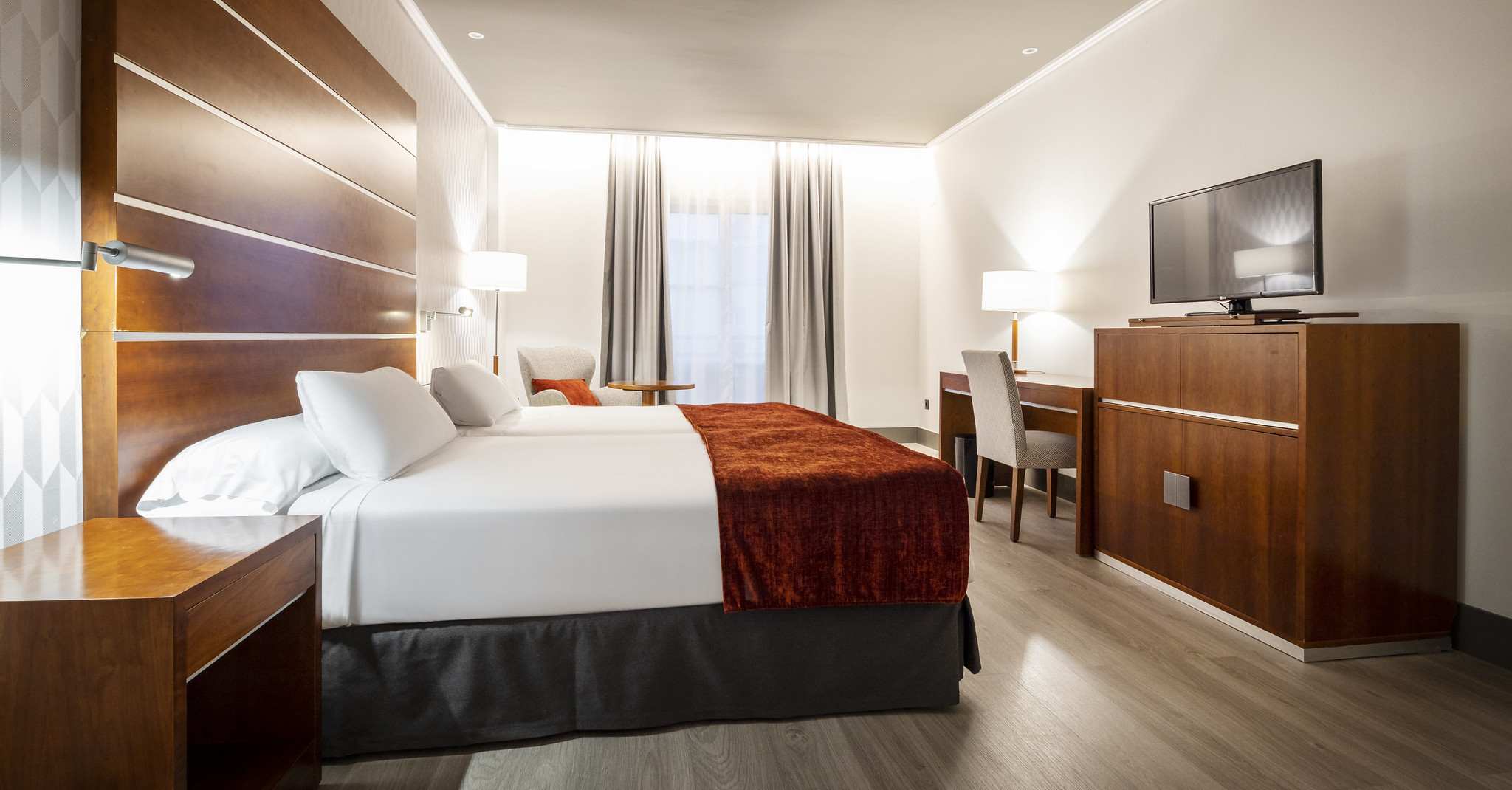 Double or Twin Standard