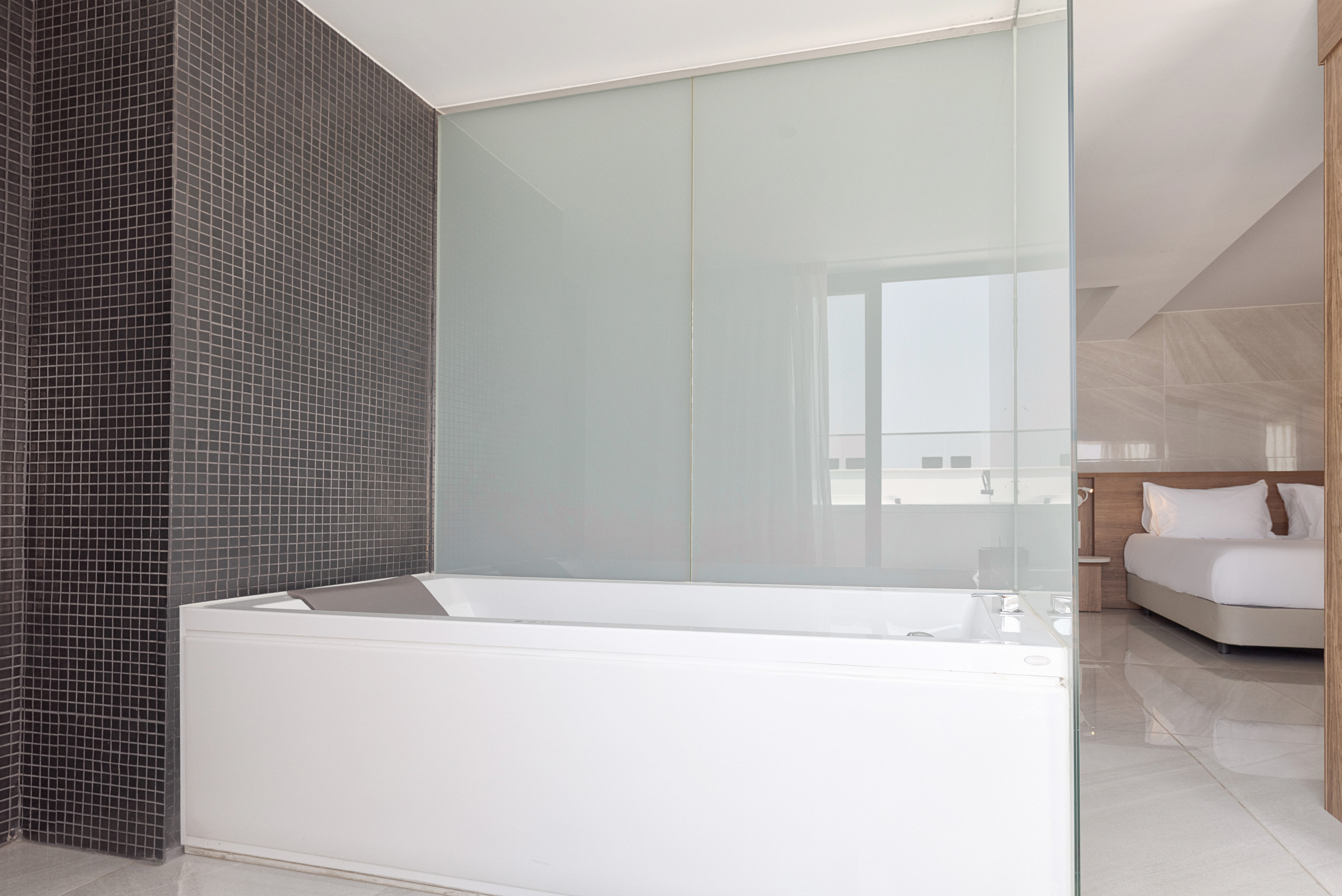 Junior Suite with Jacuzzi