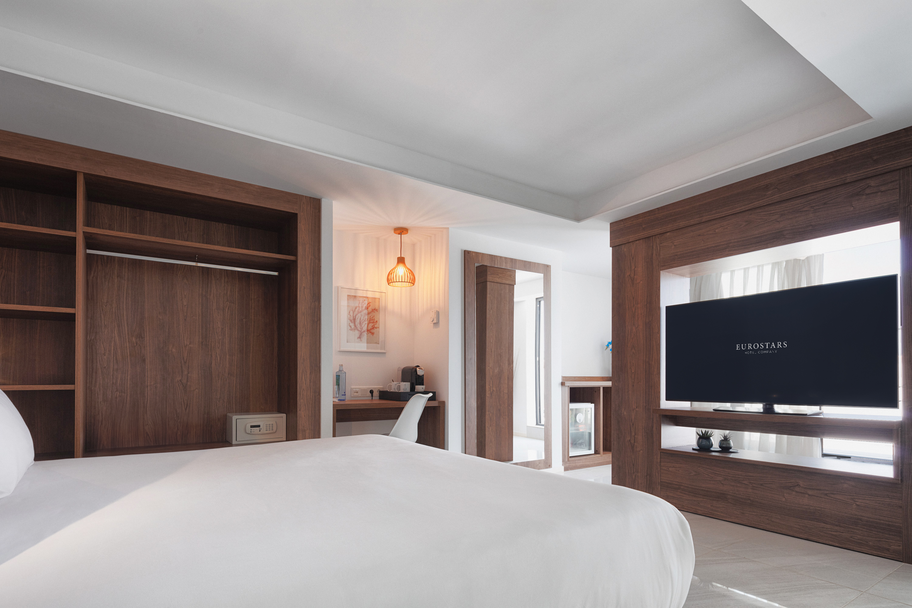 Junior Suite with Jacuzzi