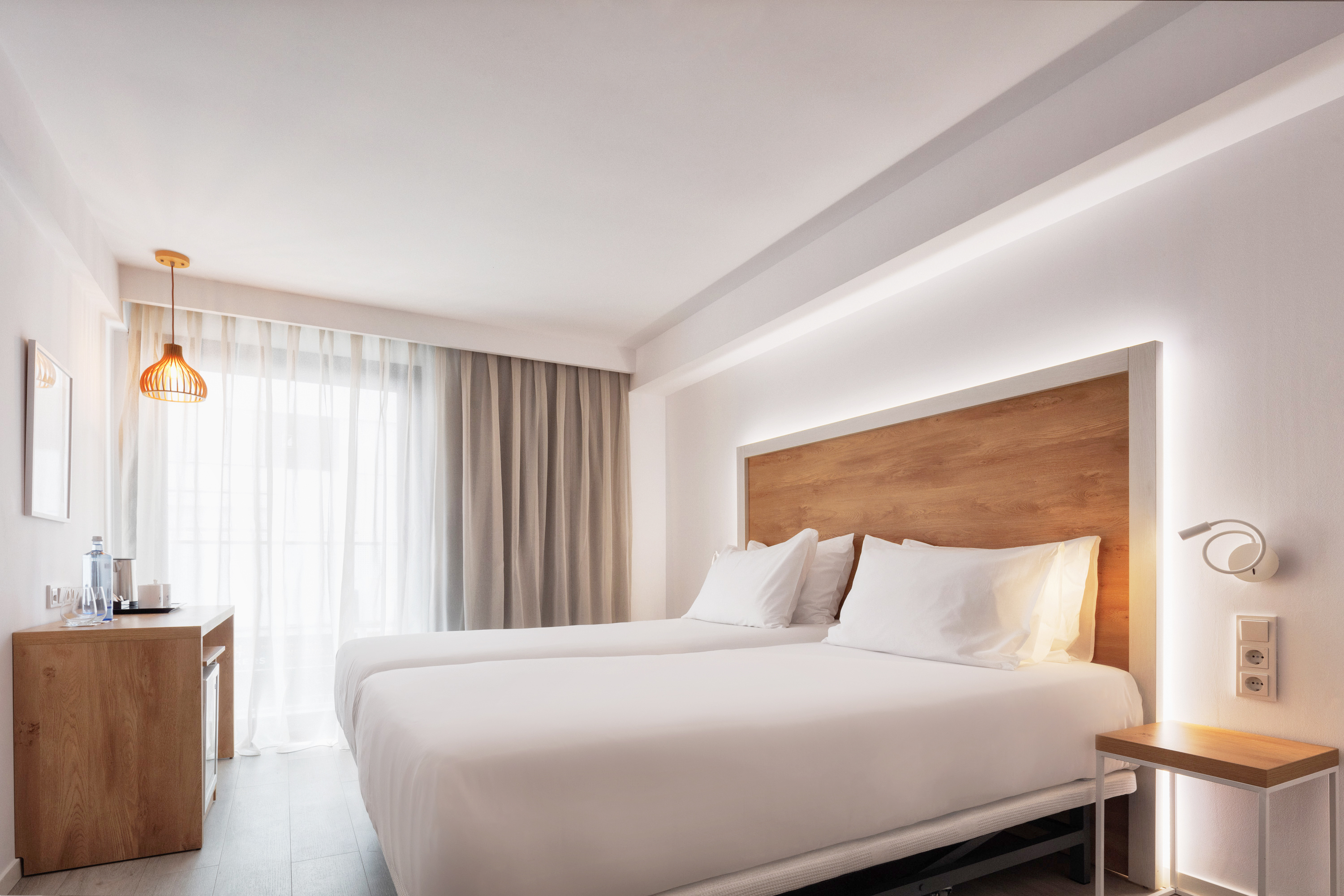 Double or Twin Deluxe