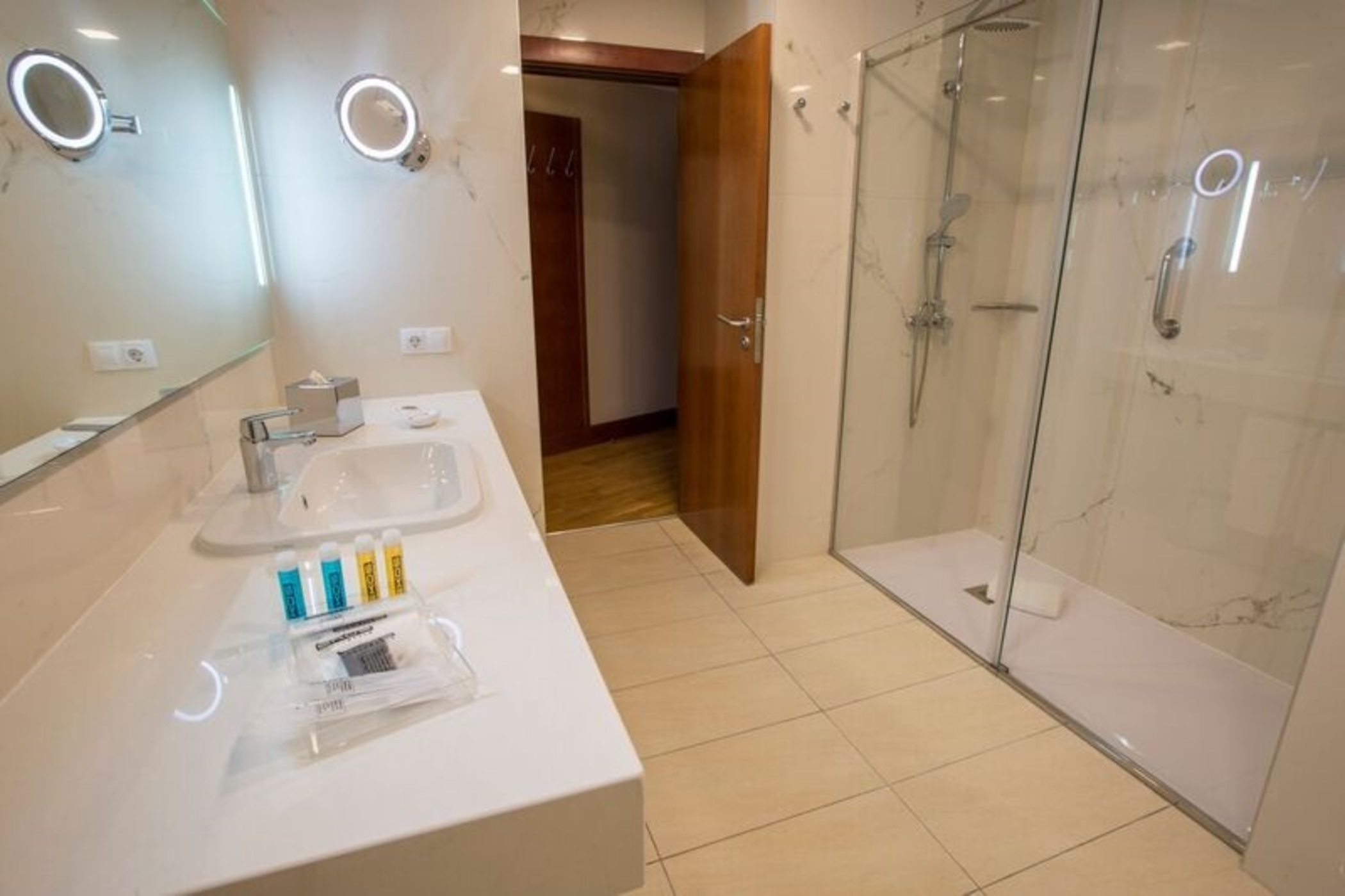 Double or Twin Sea View