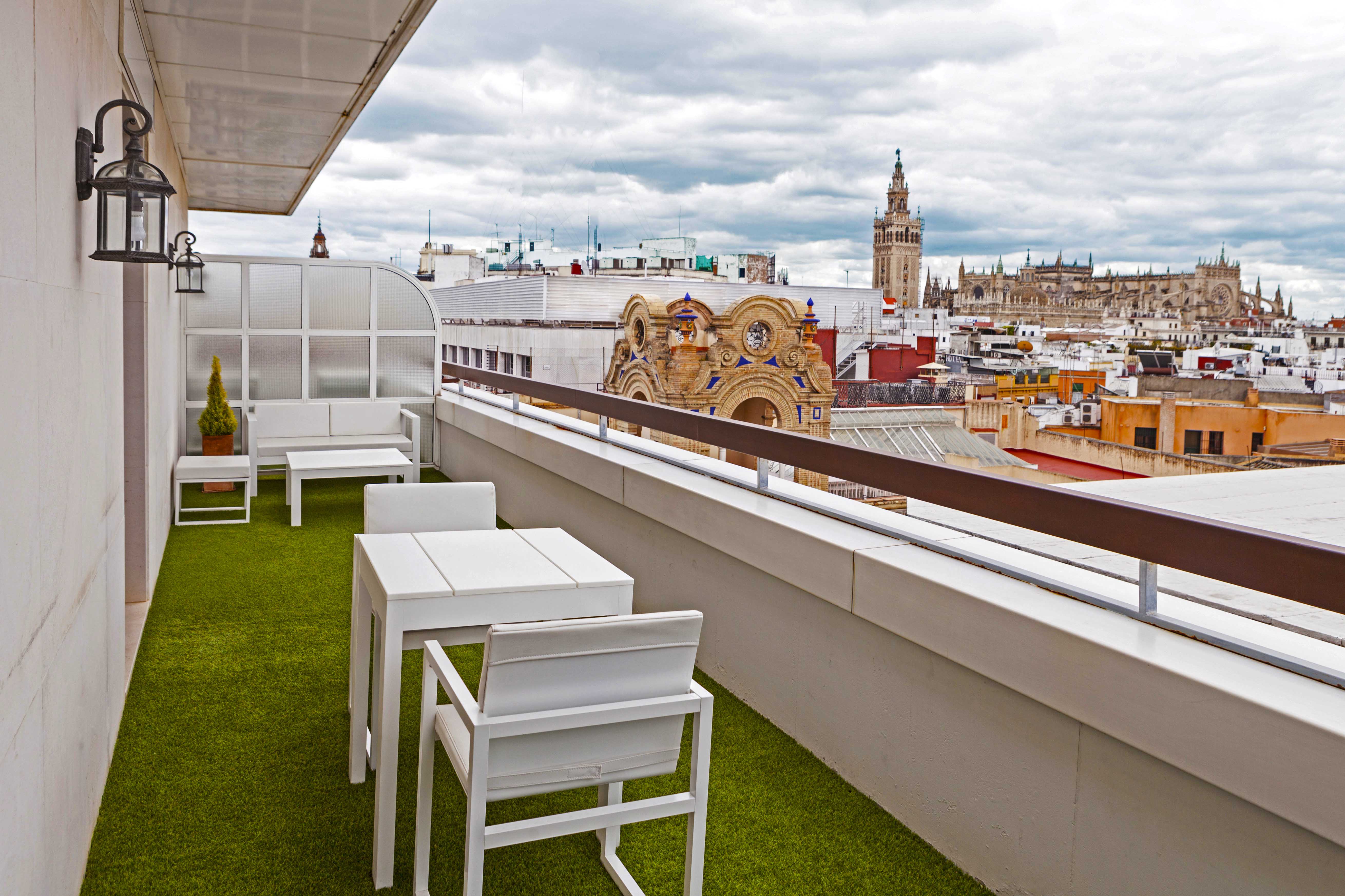 Double Single Deluxe One Bed