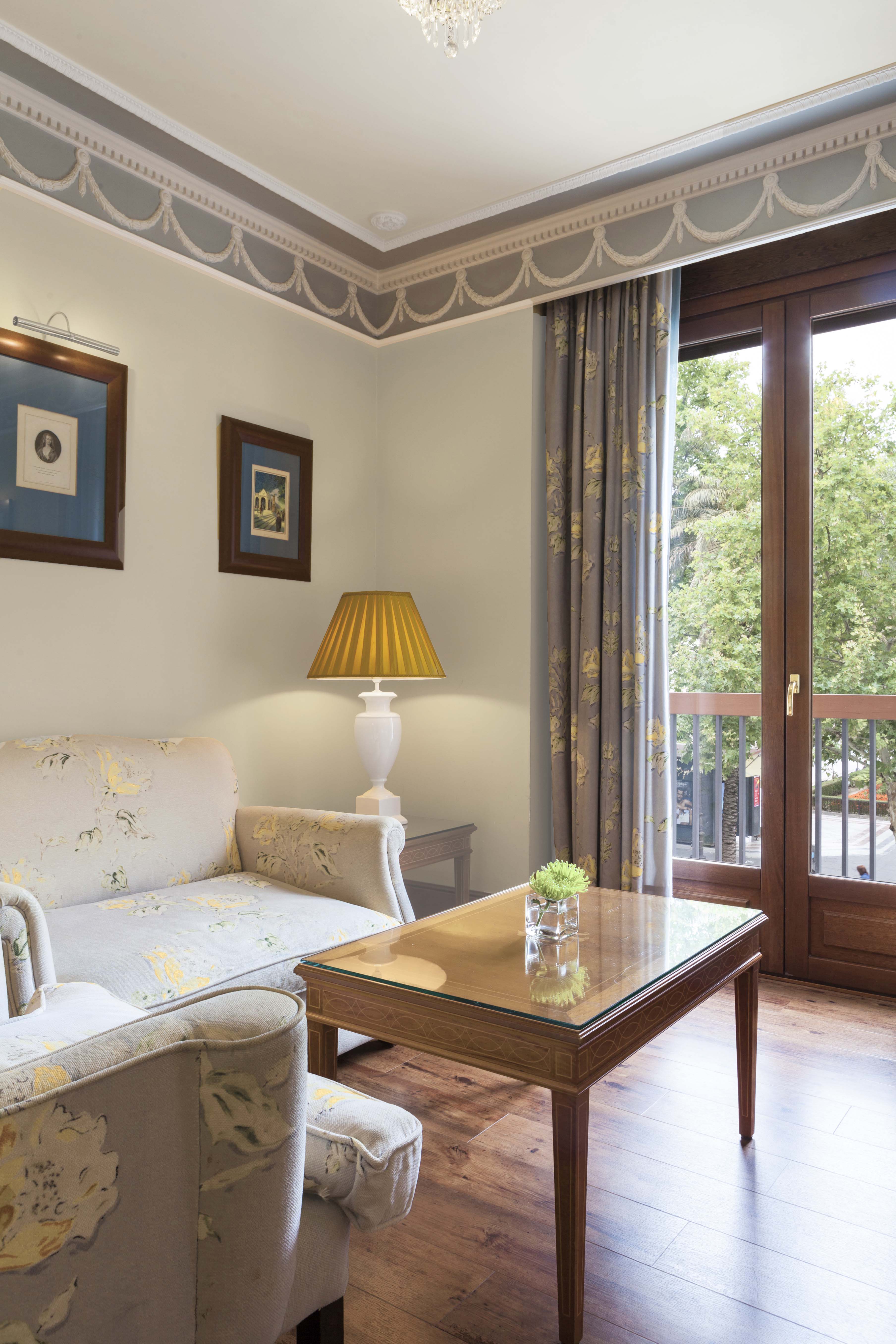 Double or Twin Deluxe