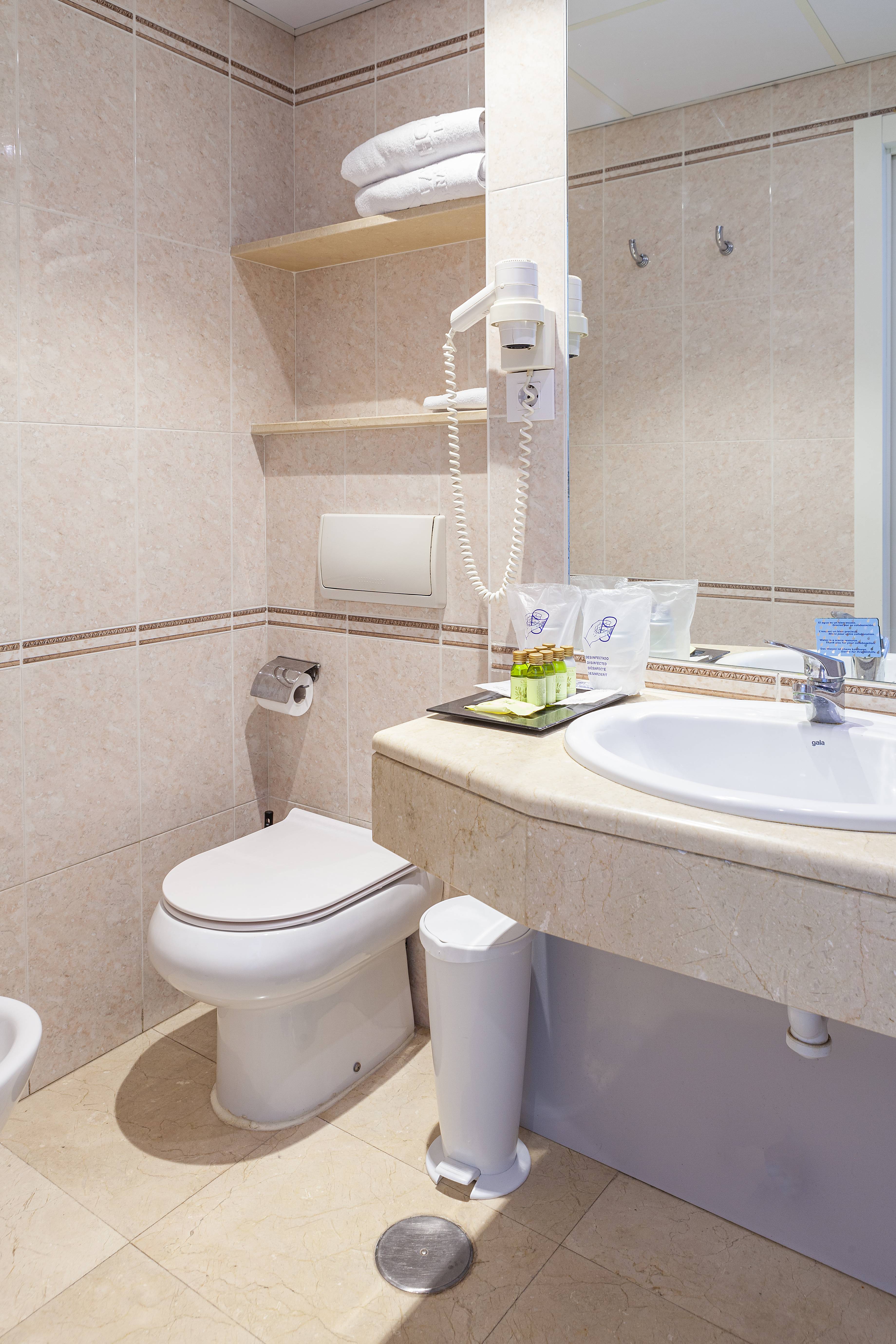 Double or Twin Side Sea View