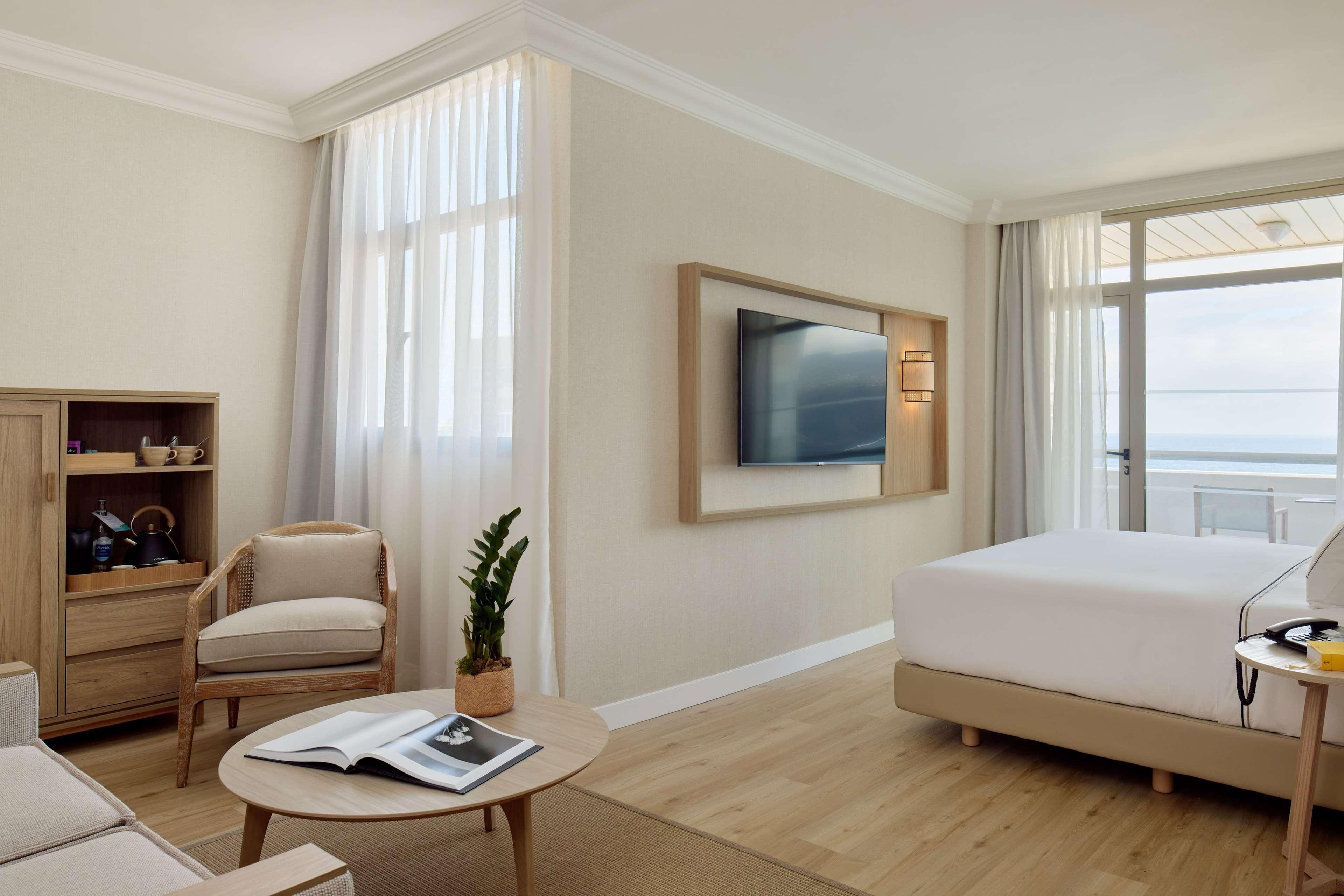 Junior Suite Sea Front