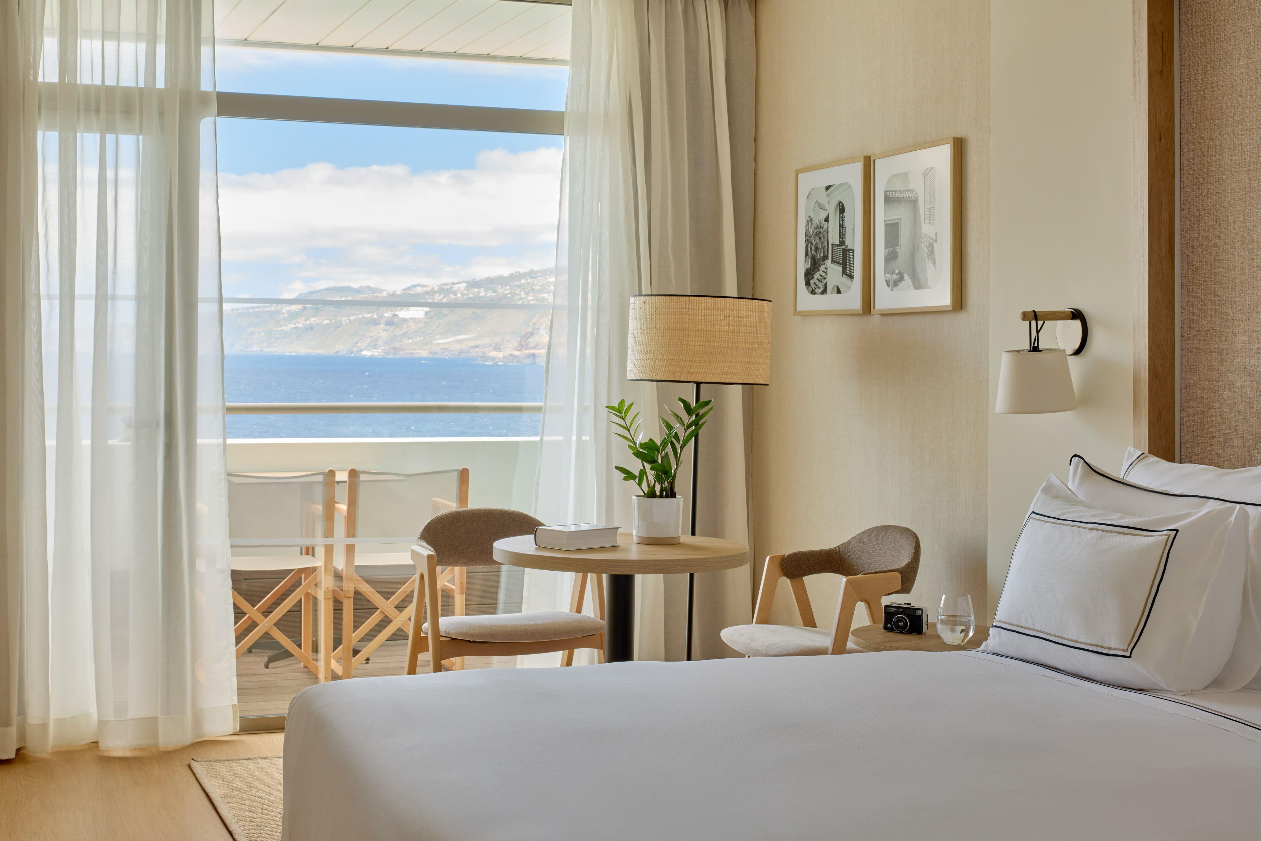 Double or Twin Sea View