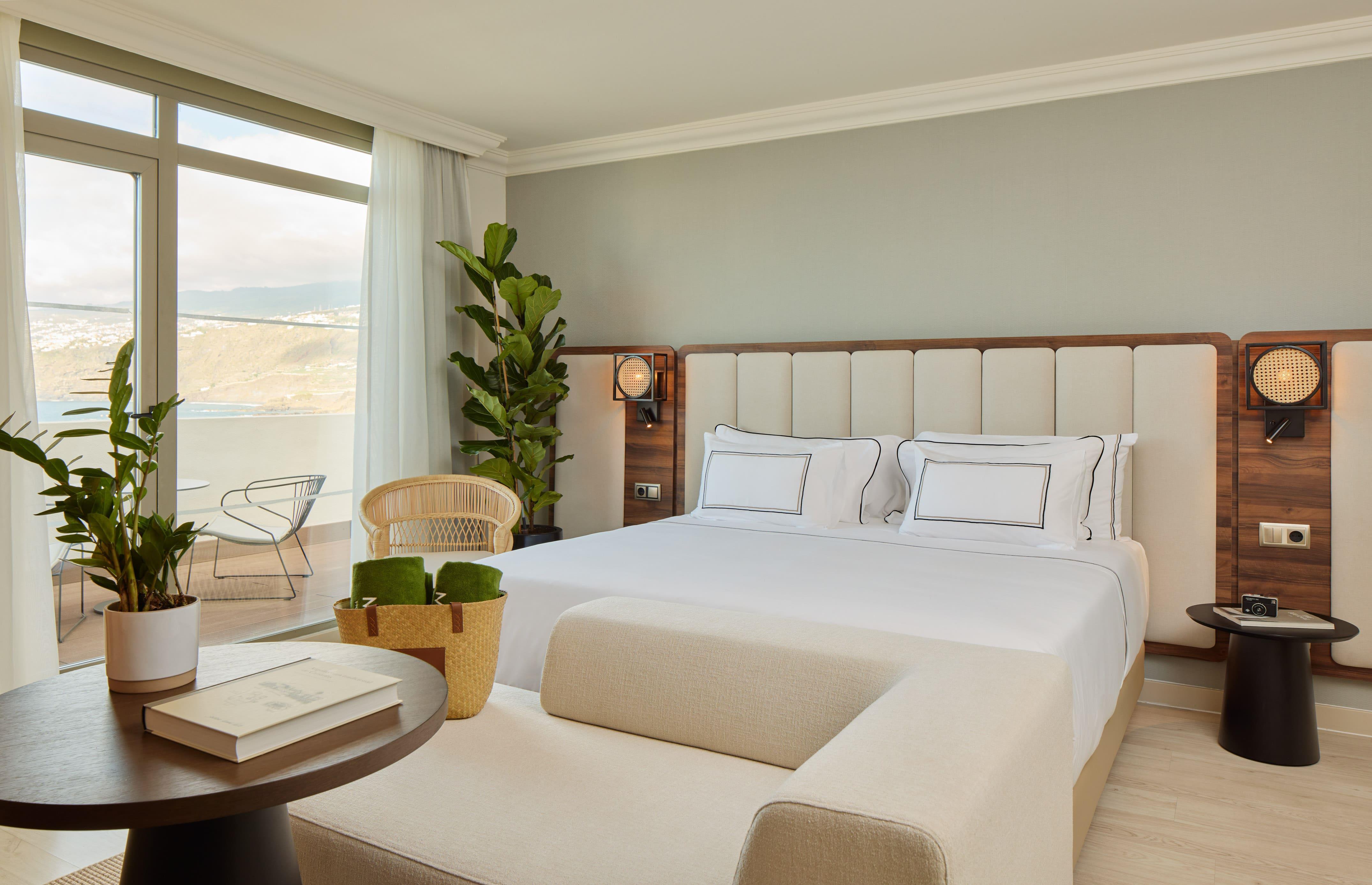 Double or Twin Sea View