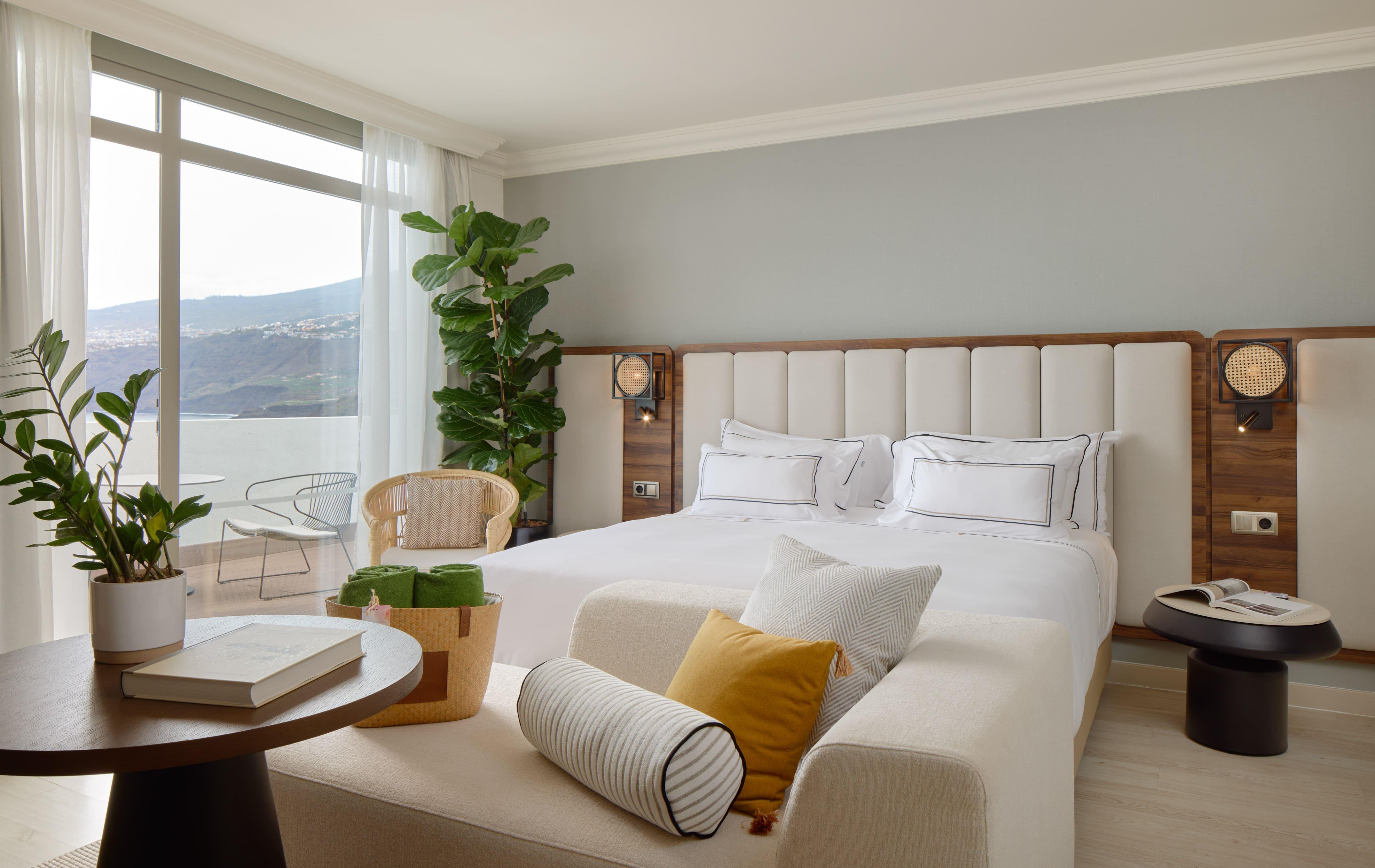 Double or Twin Grand with Views