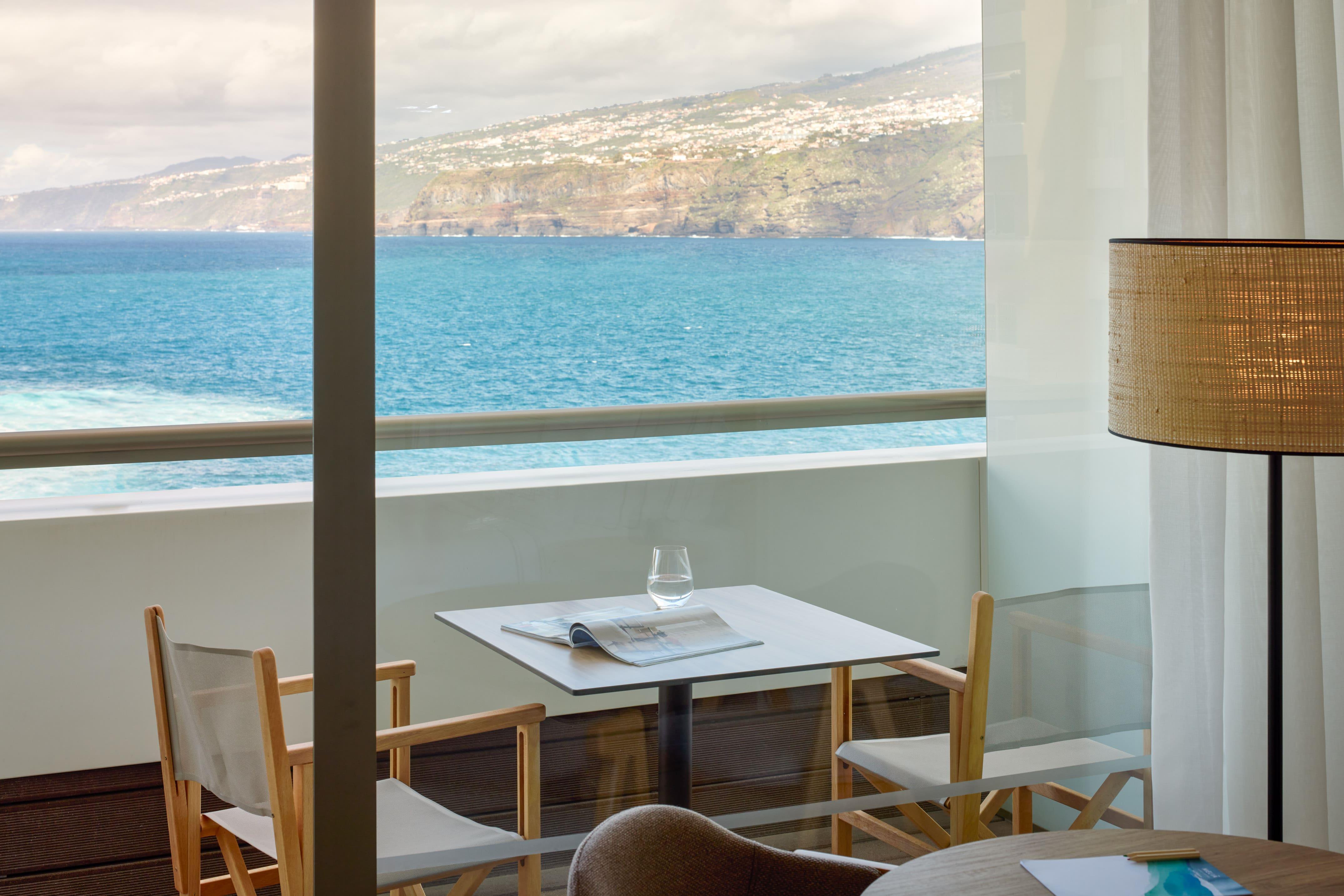 Double or Twin Sea View