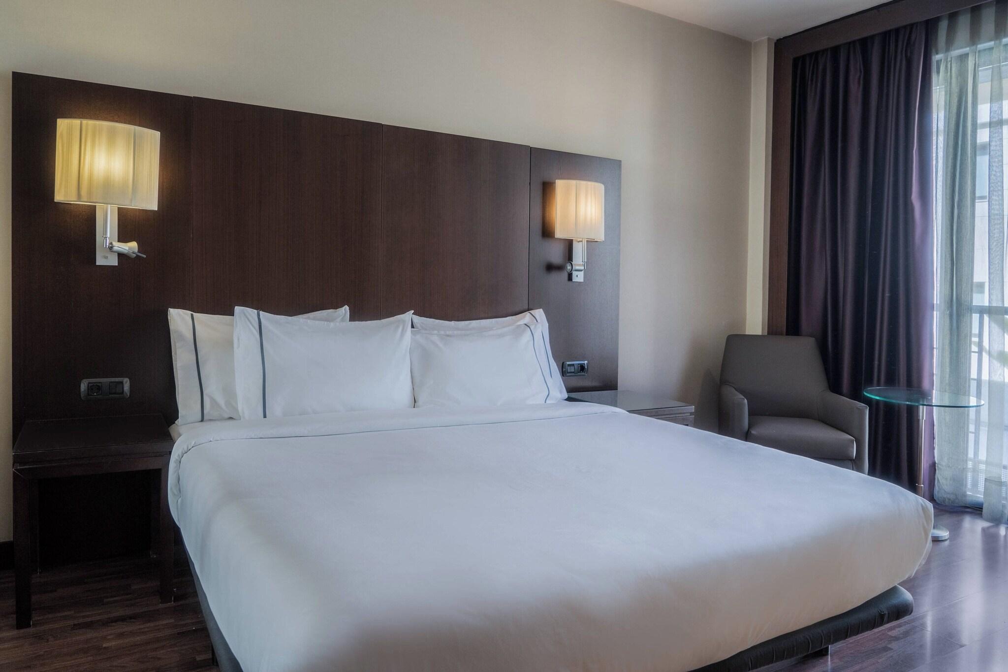 Junior Suite King Size Bed