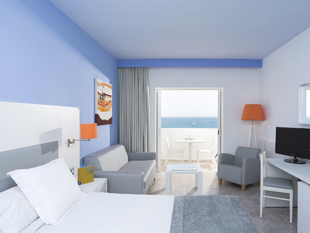 Double or Twin Sea View