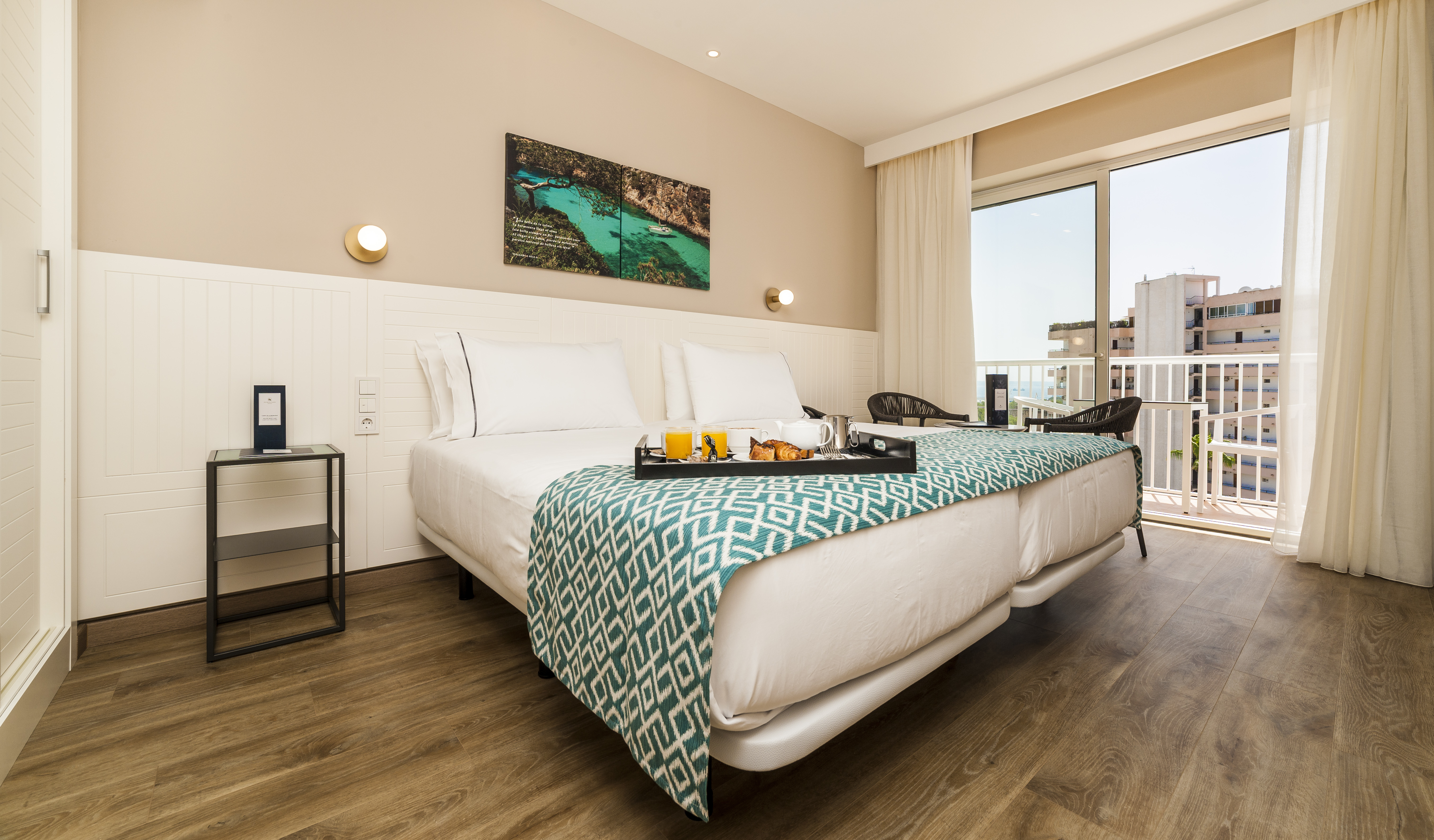 Double or Twin Standard