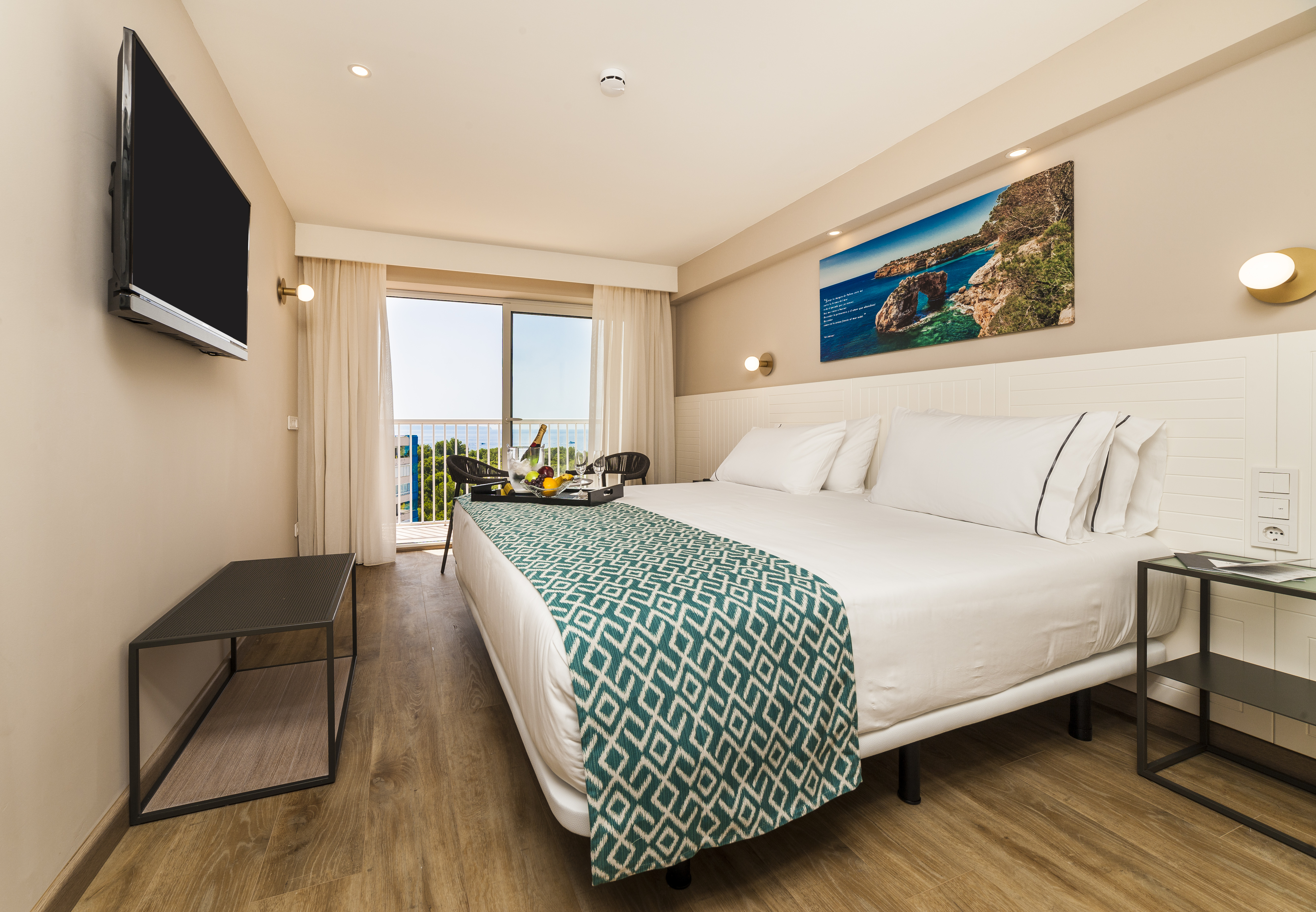 Double or Twin Standard