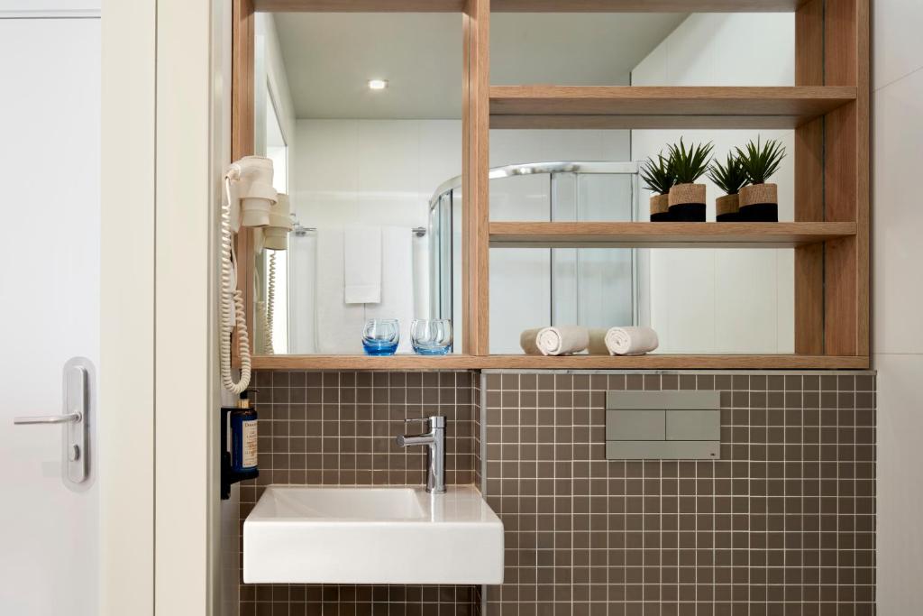 Double or Twin Sea View