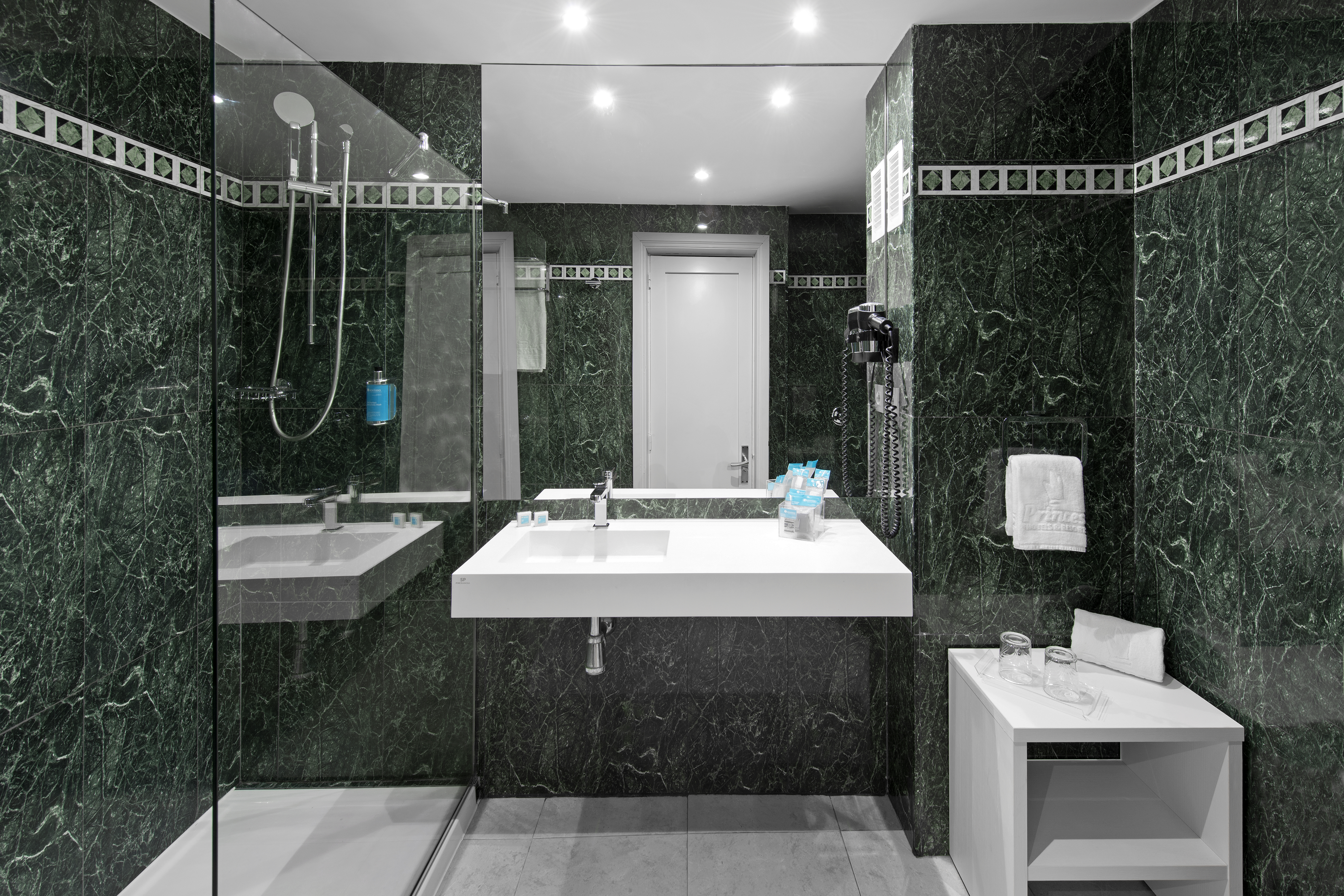 Double or Twin Sea View