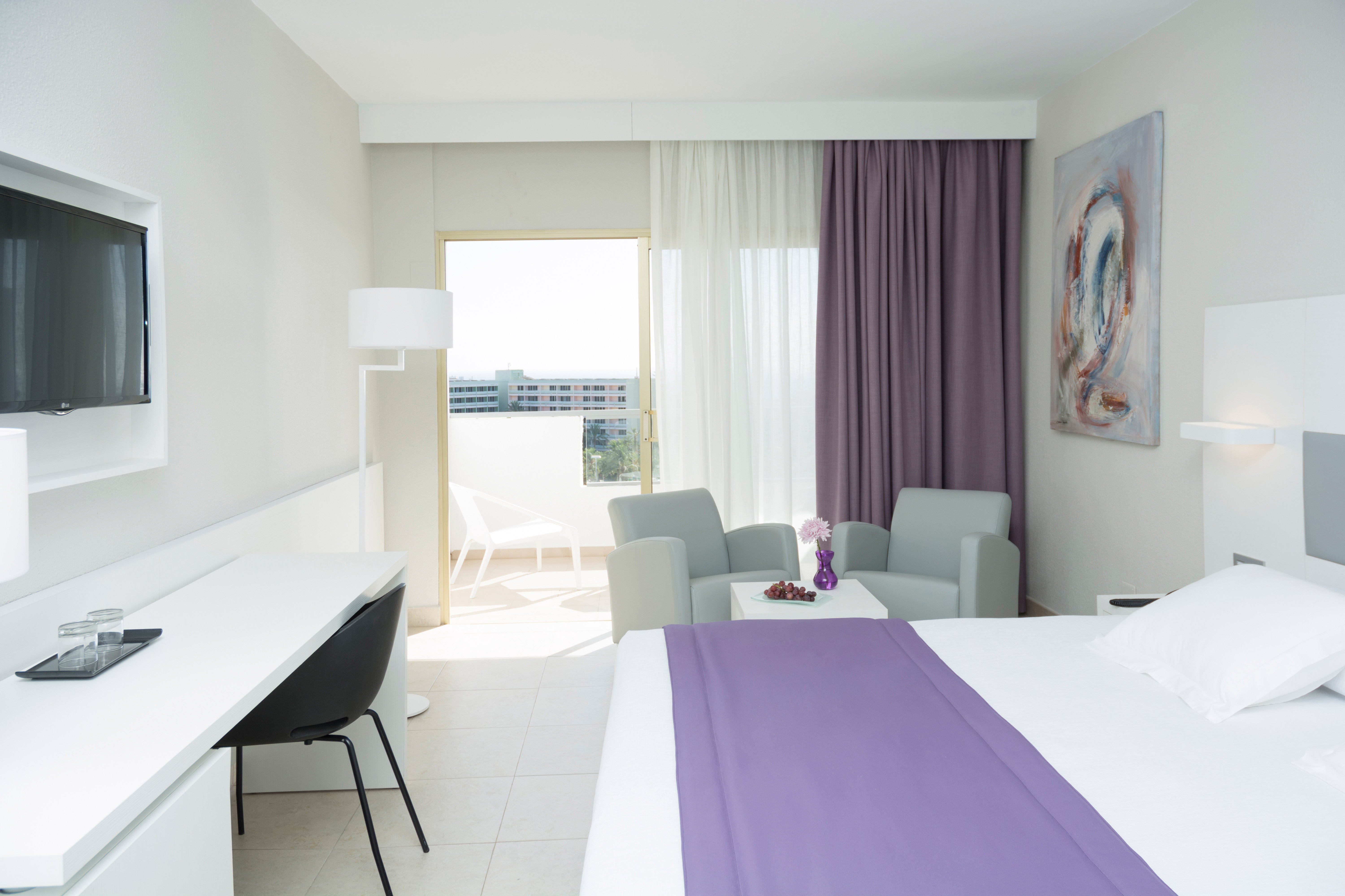 Double or Twin Standard