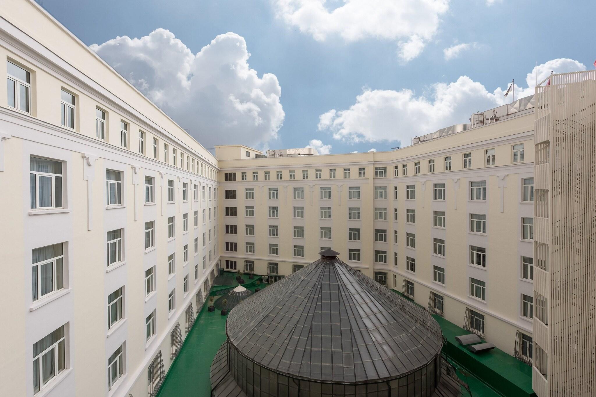 Double Executive King Bed