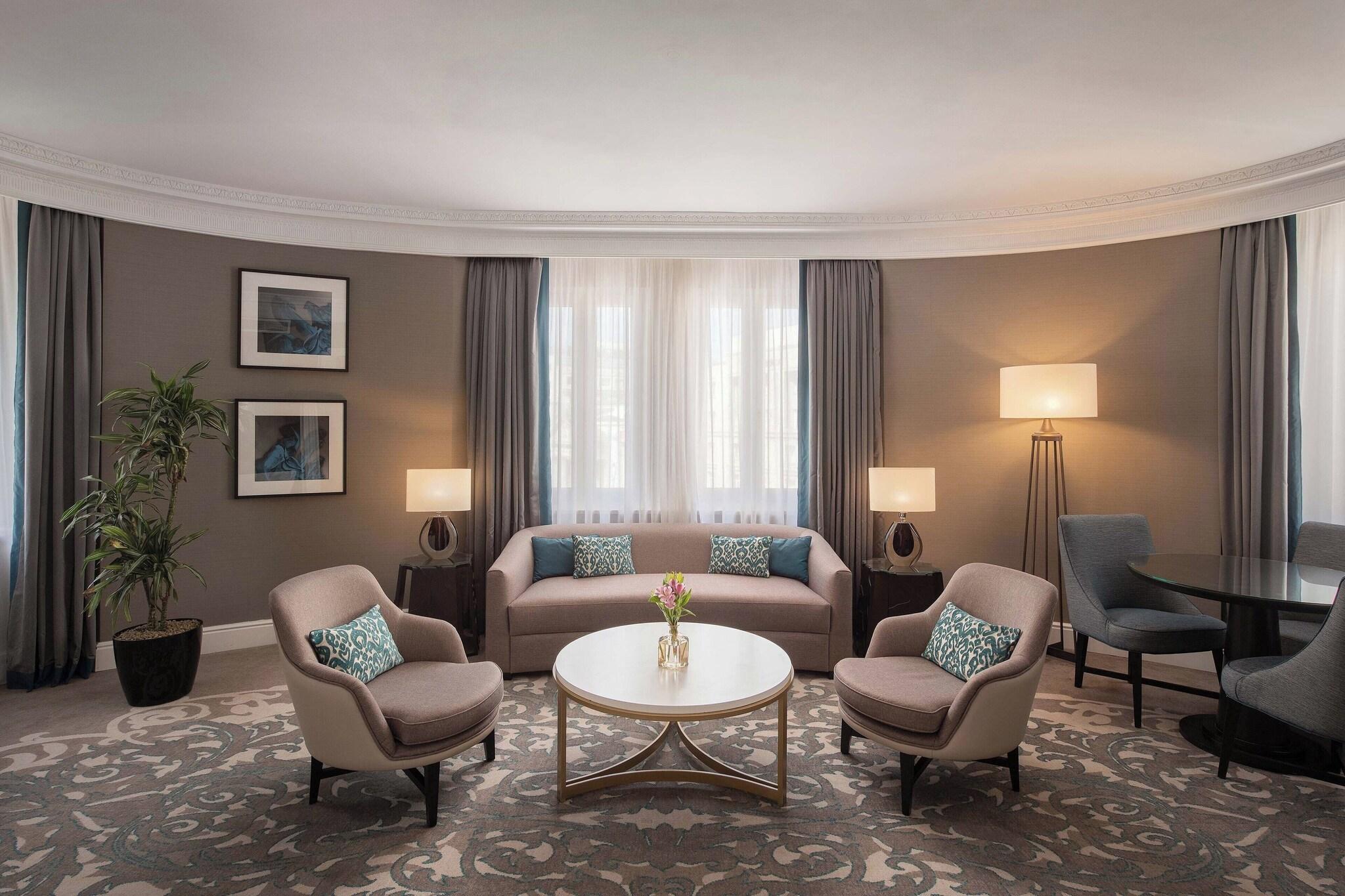 Suite Executive King Bed