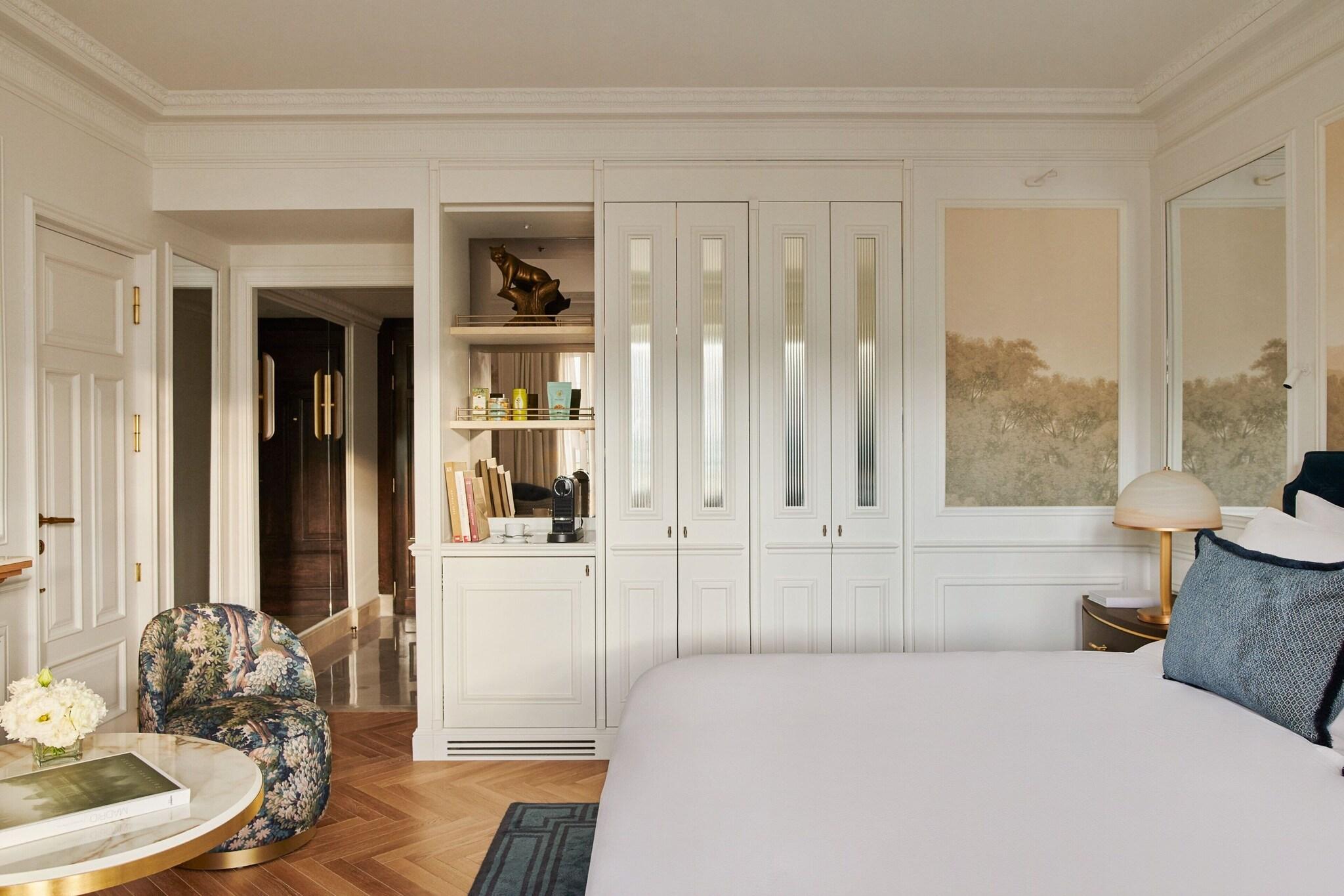 Double Premium with Views