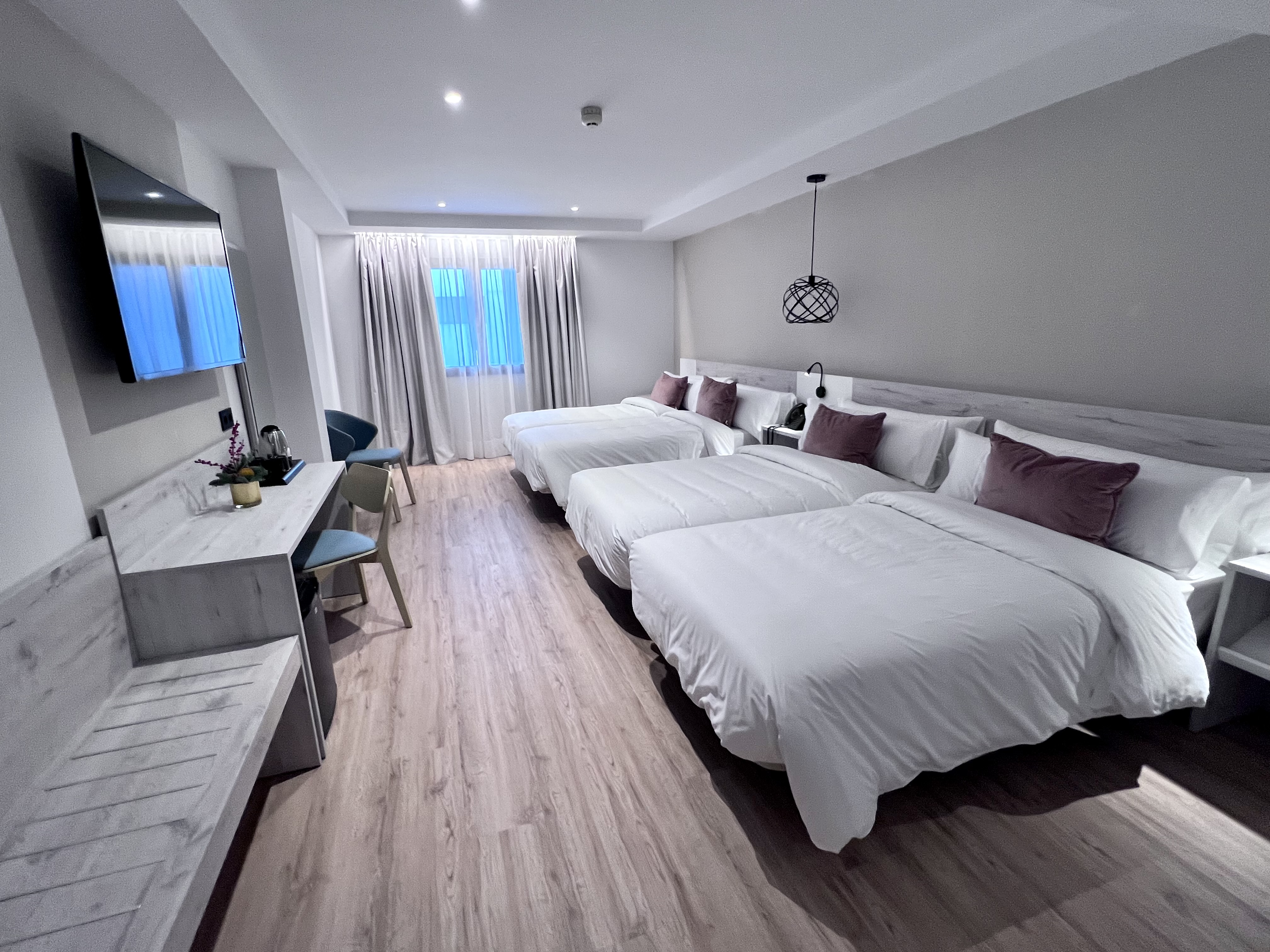 Family Room Capacity 3