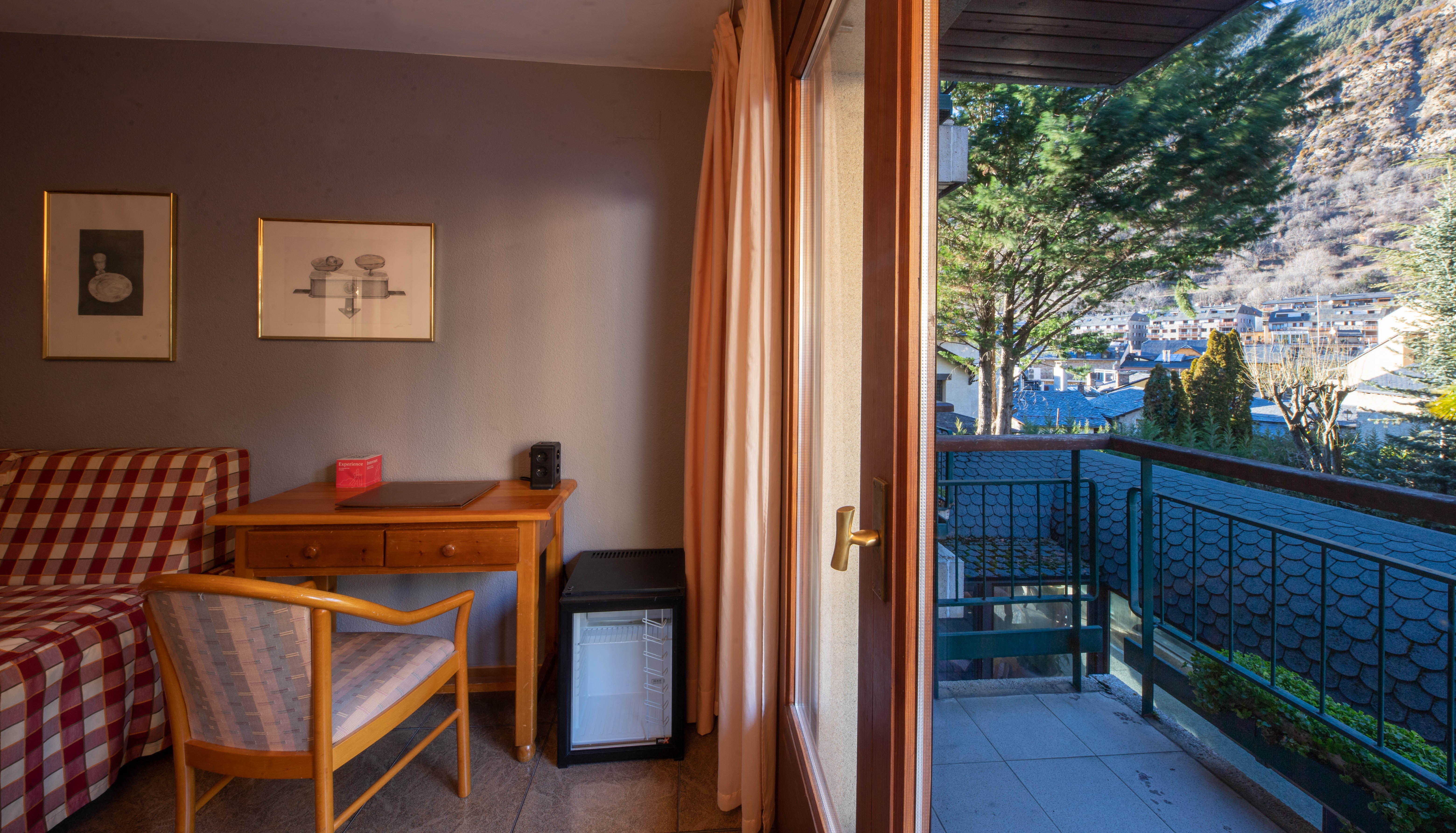 Family Room Capacity 1