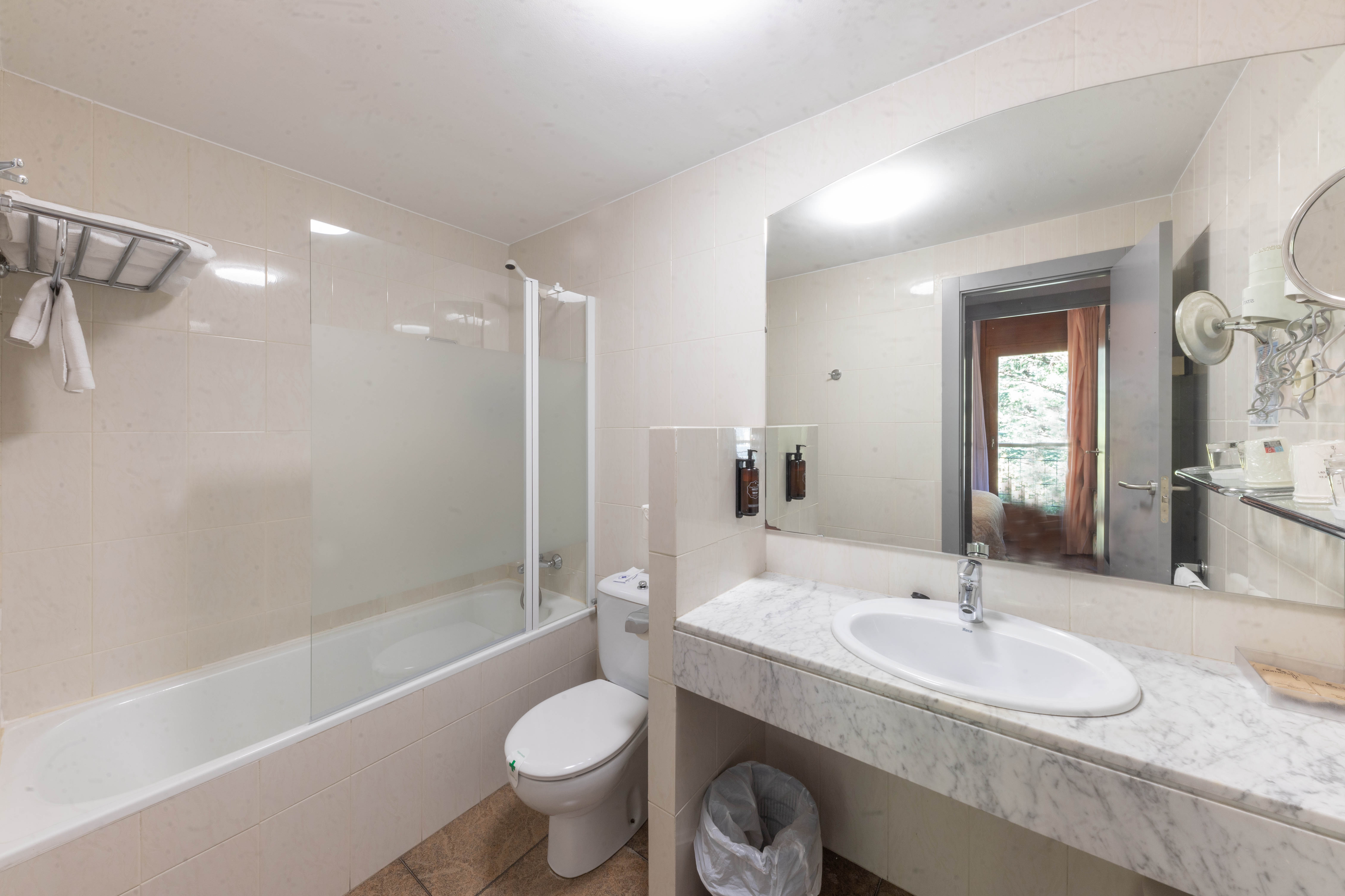 Family Room Capacity 1