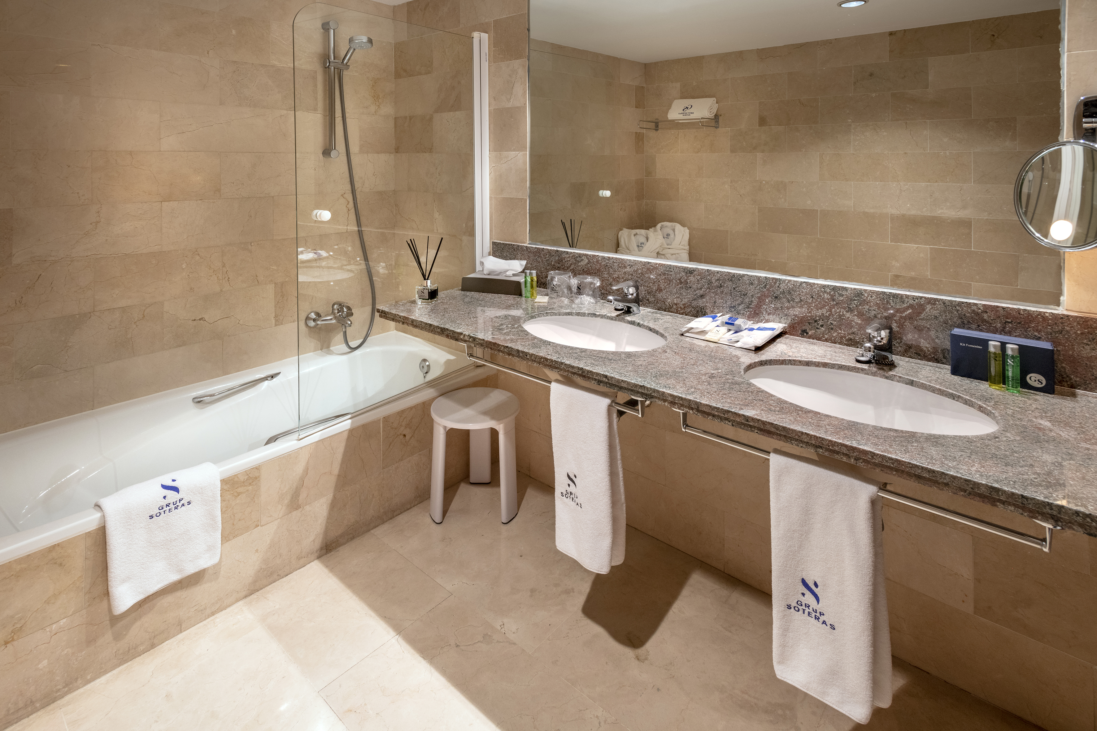 Double Single Premium