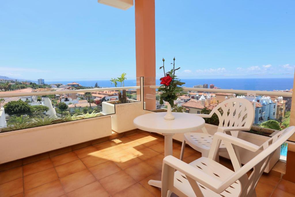 Double or Twin Sea View