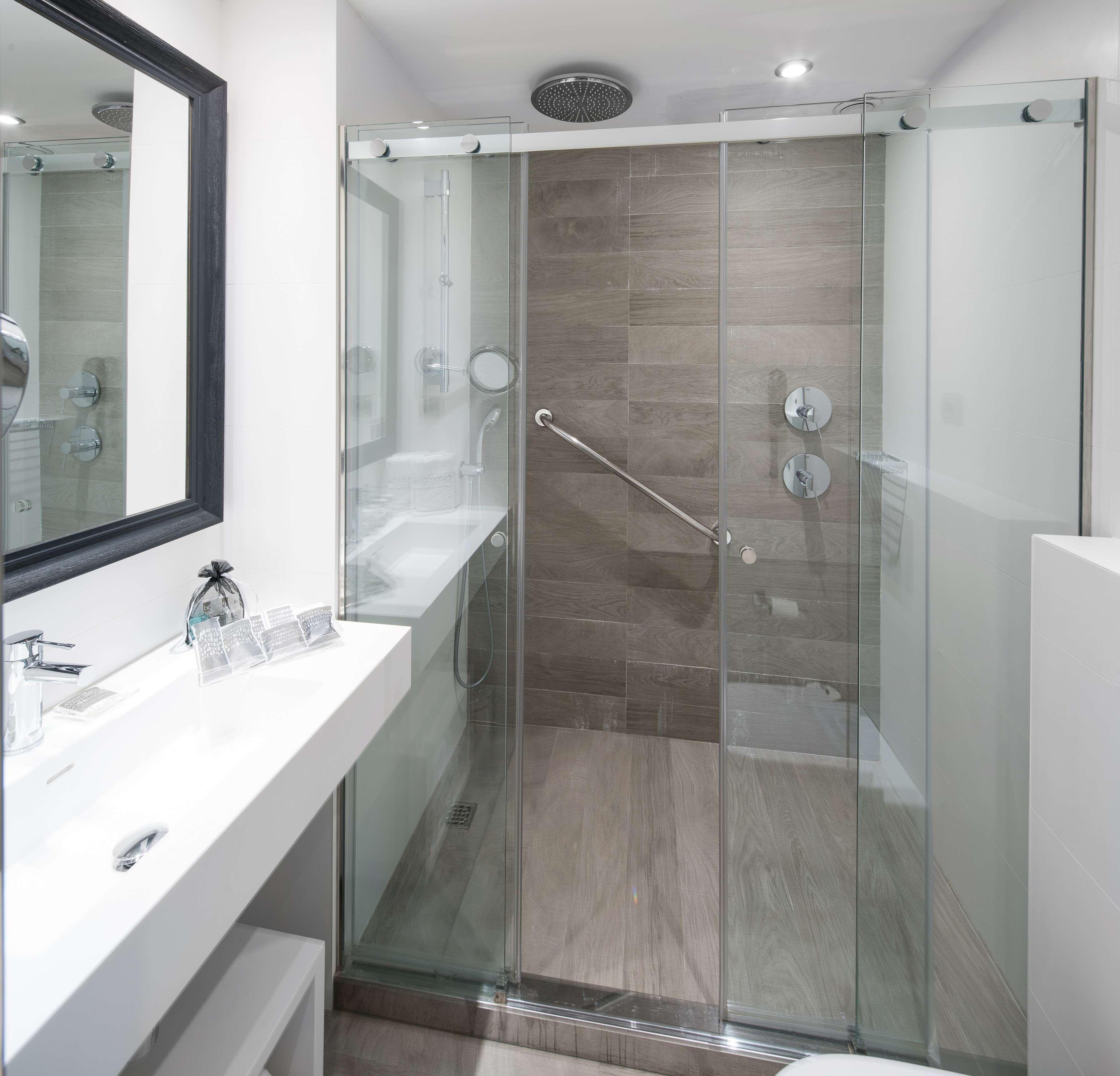 Double or Twin Superior with Terrace