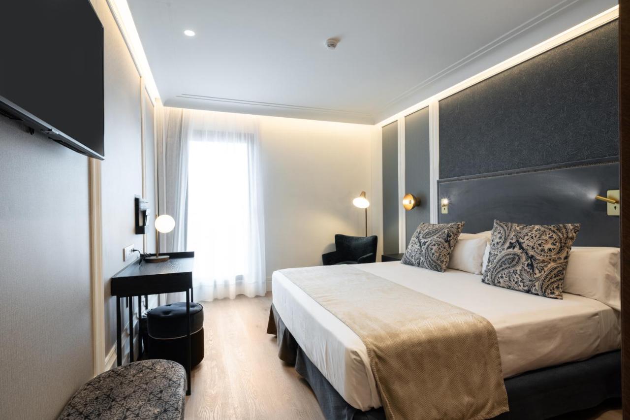 Double or Twin Superior with Terrace