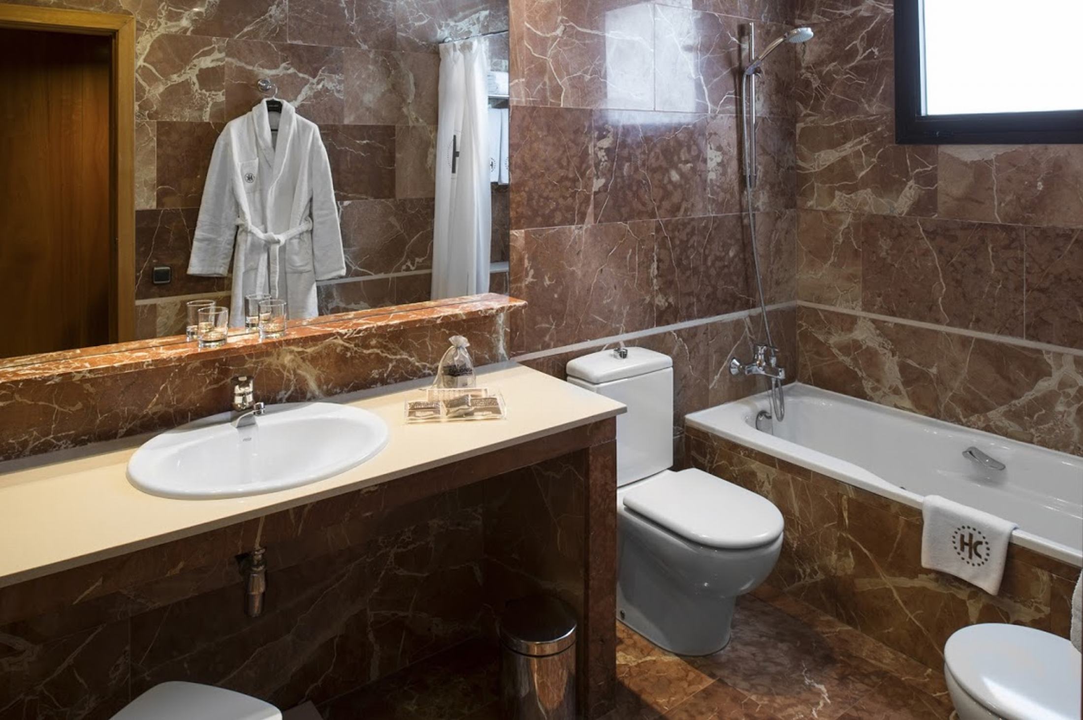 Junior Suite Pool View