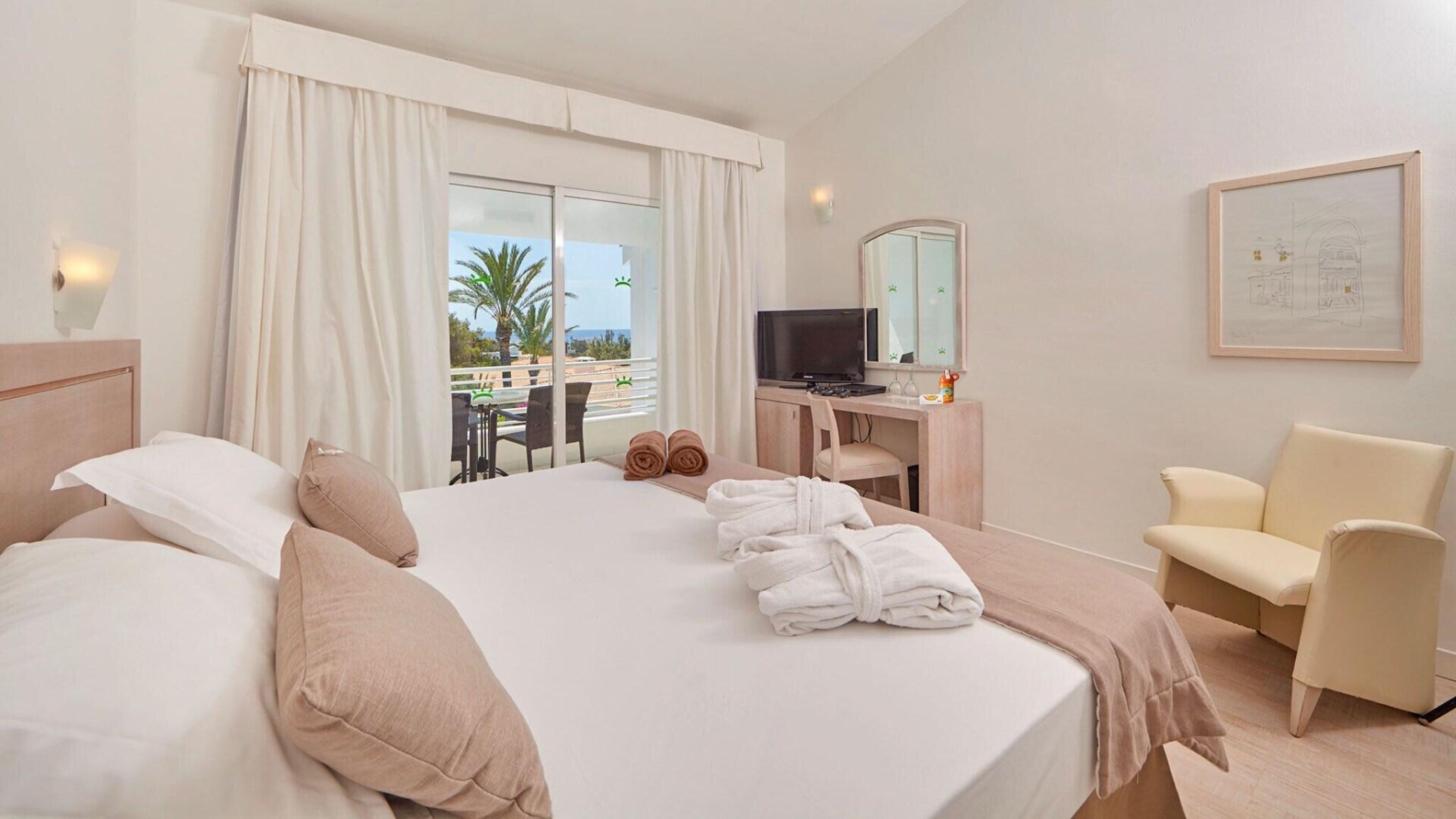 Double or Twin with Balcony