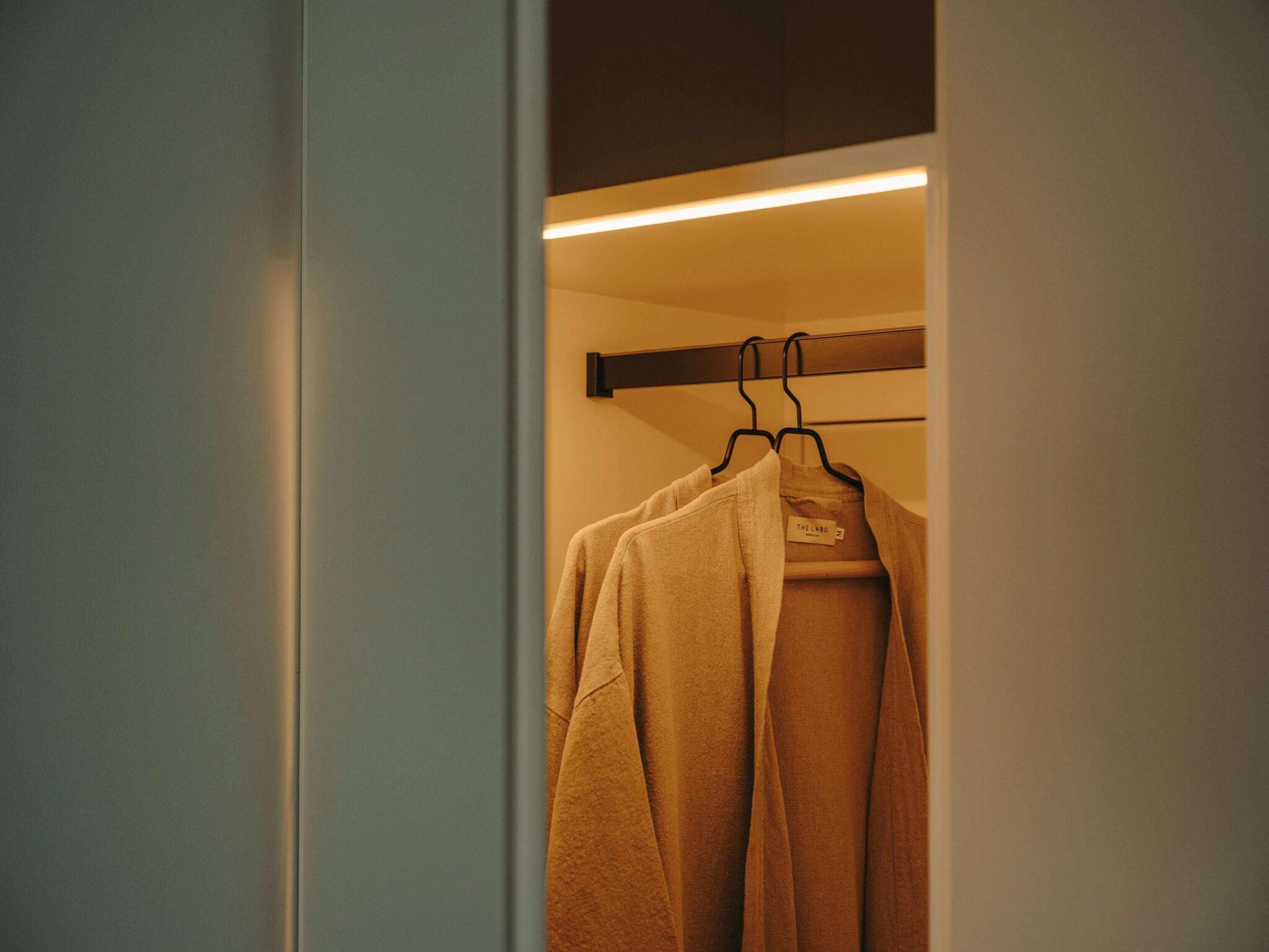 Studio King Size Bed